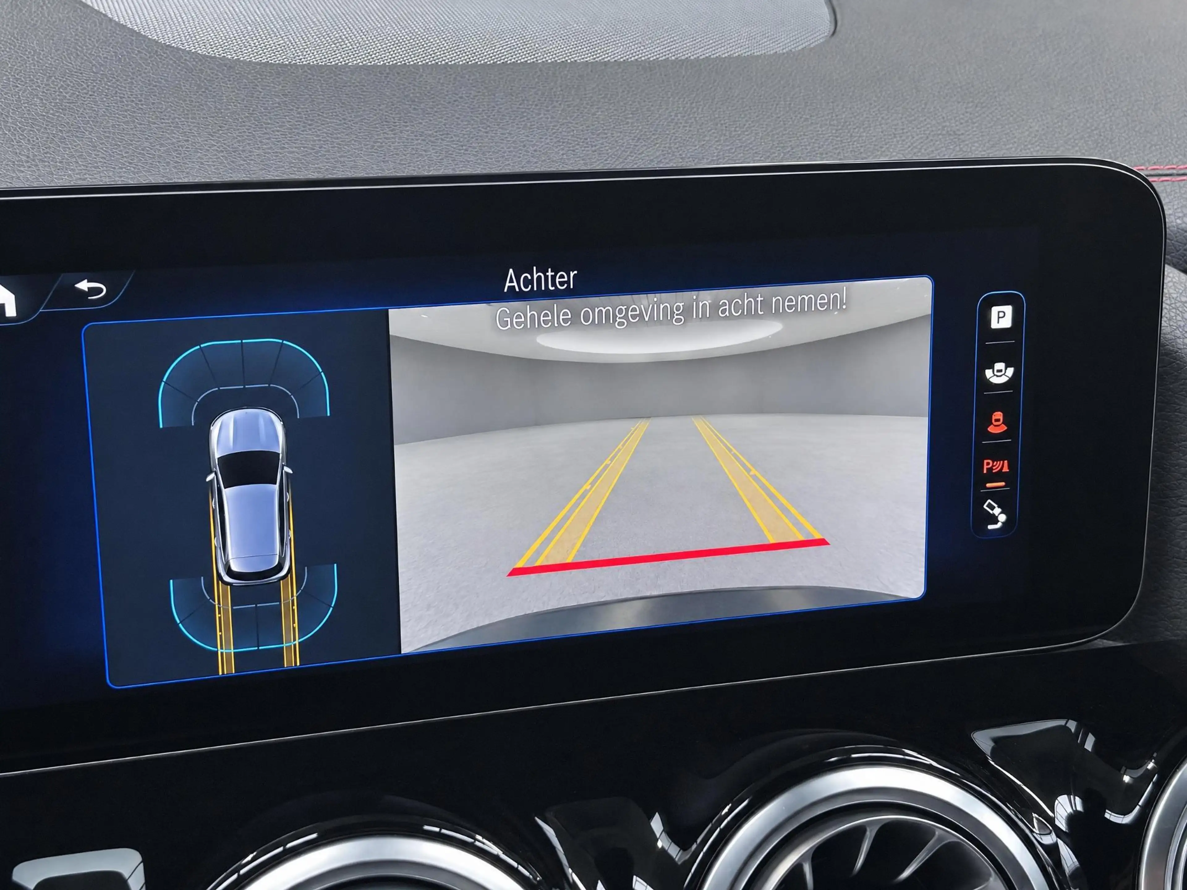 Mercedes-Benz EQA 250 250+ AMG Line 71 kWh — photo 12