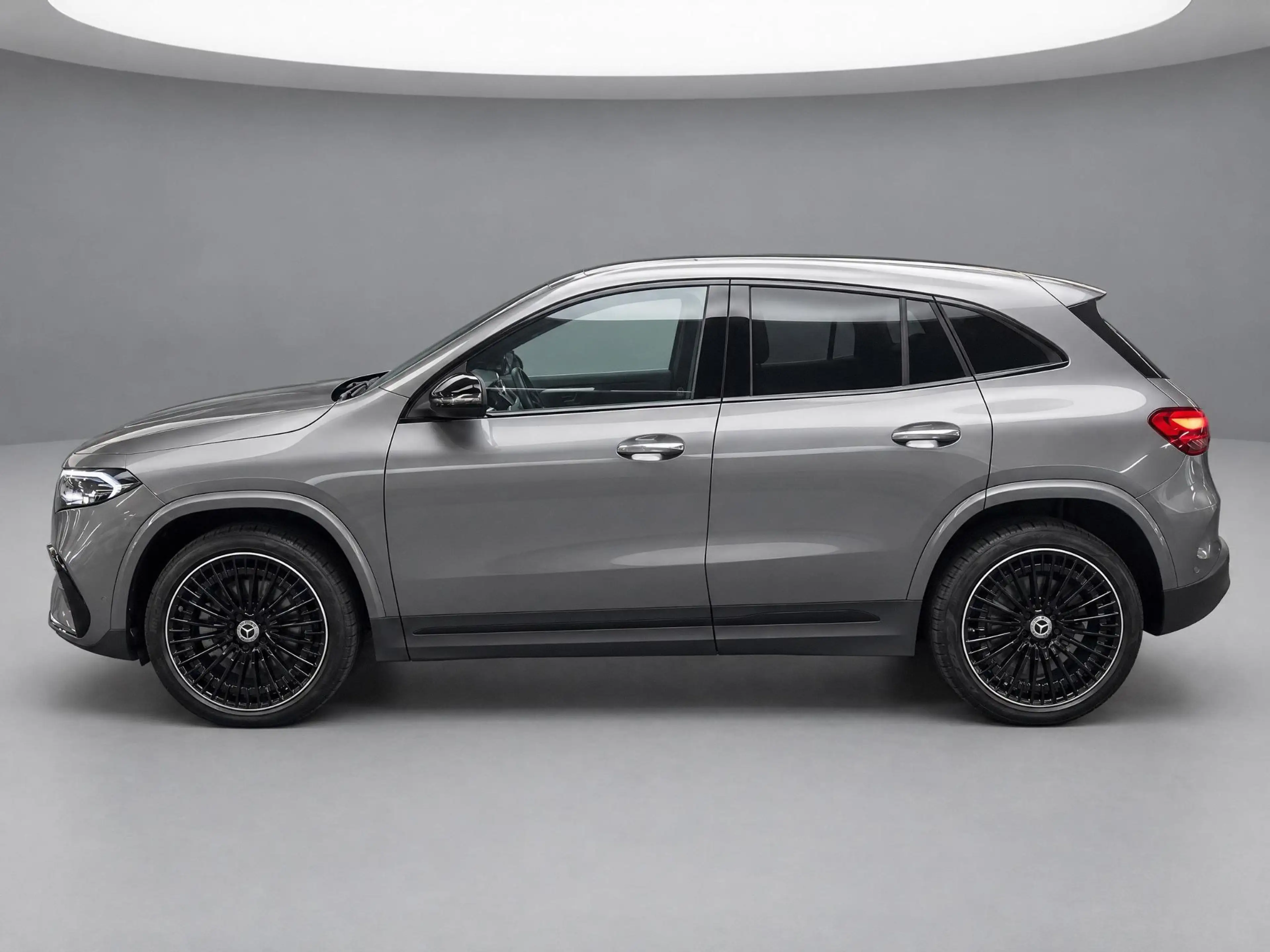 Mercedes-Benz EQA 250 250+ AMG Line 71 kWh — photo 5