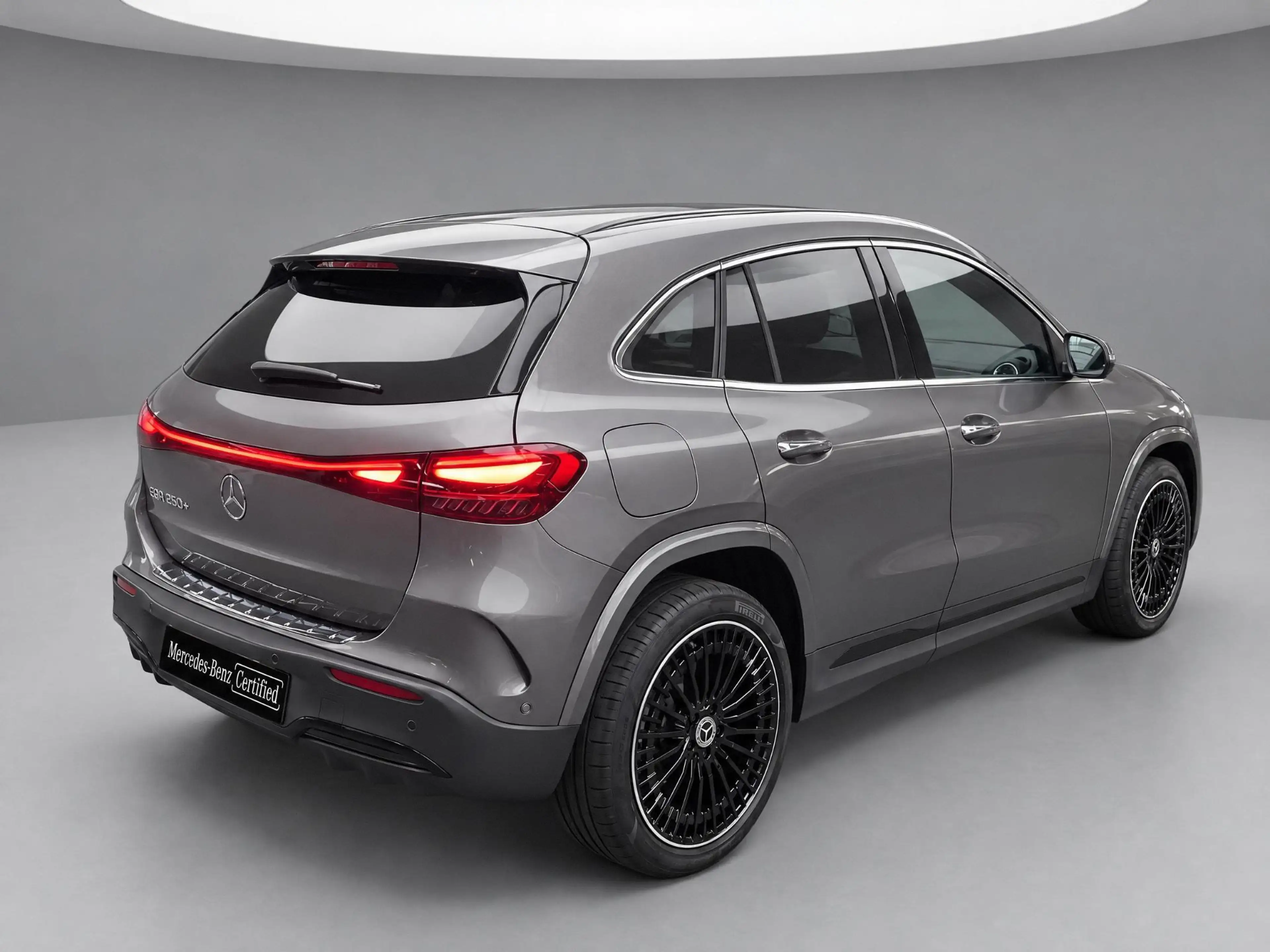 Mercedes-Benz EQA 250 250+ AMG Line 71 kWh — photo 2