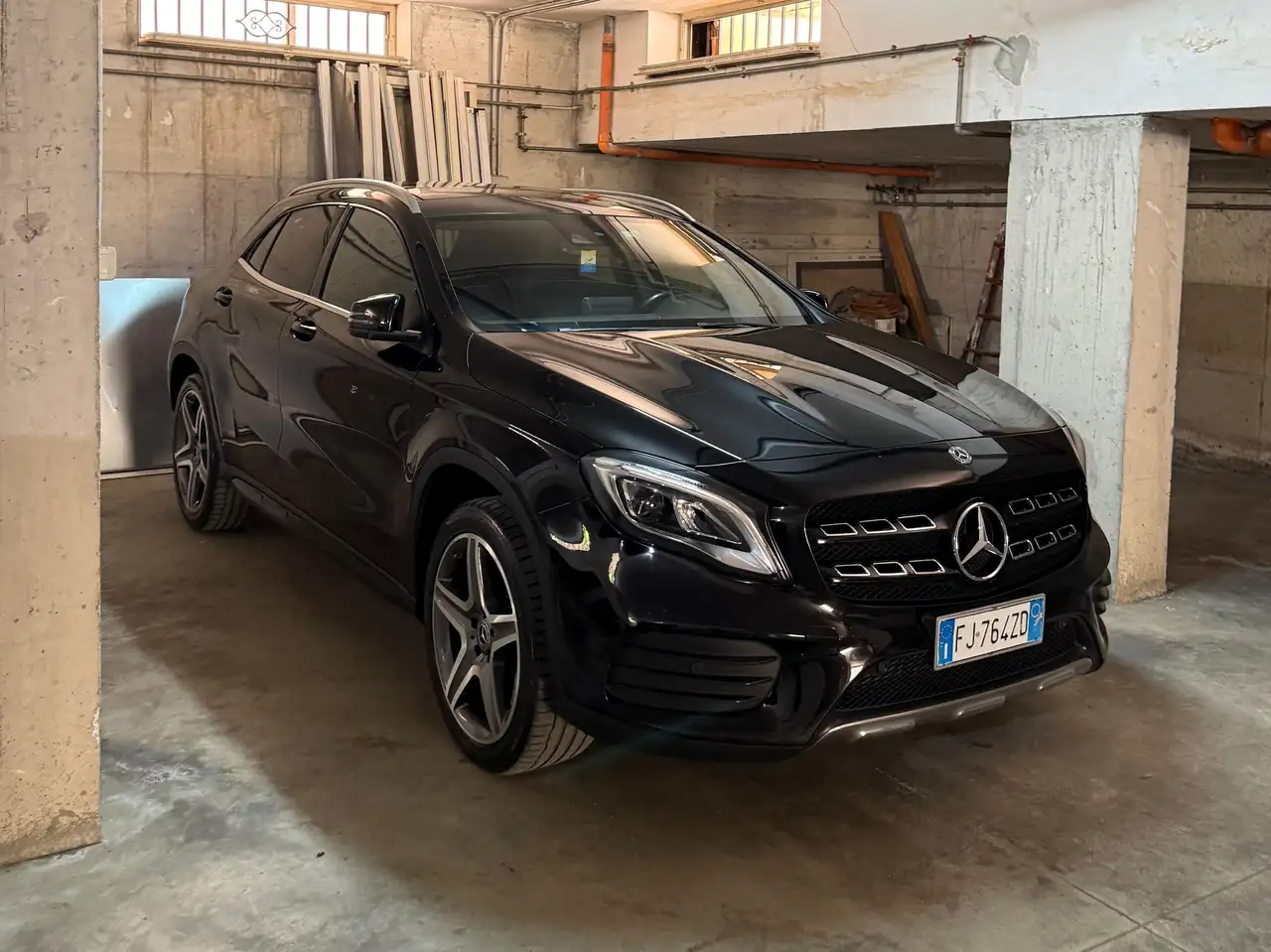 Mercedes-Benz GLA 200