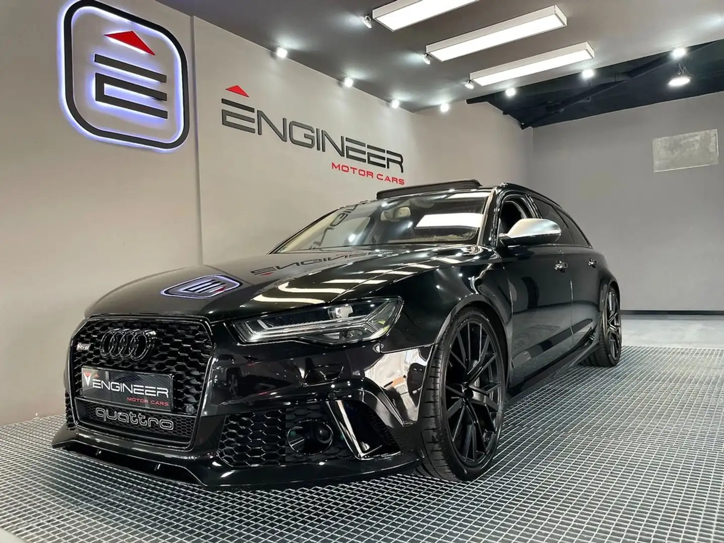 Audi A6 RS 6 perform. 4.0 TFSI quattro tiptr Av. Schwarz - 1
