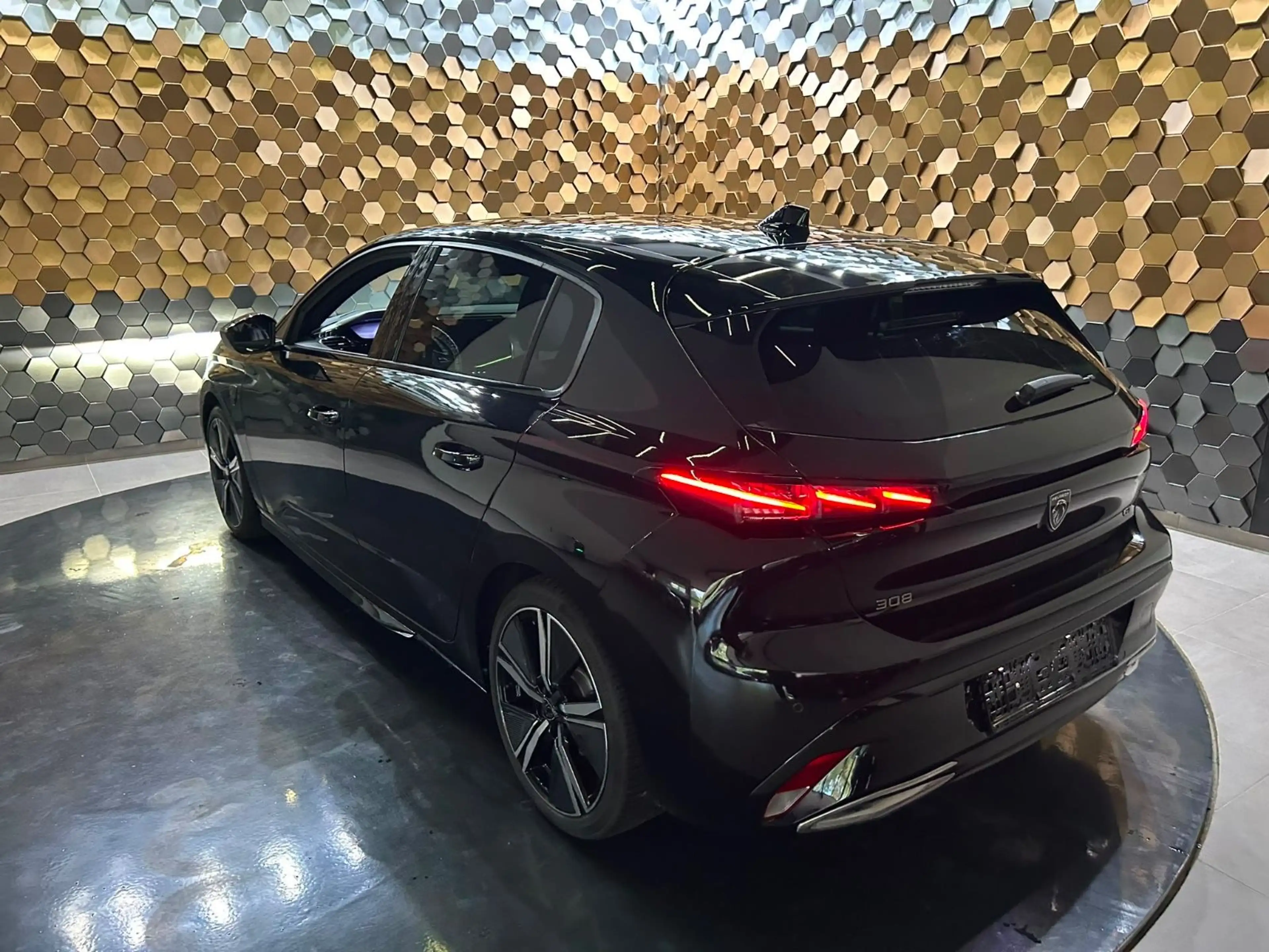 Peugeot 308 GT /Focal/Memory/ACC/Matrix — photo 5