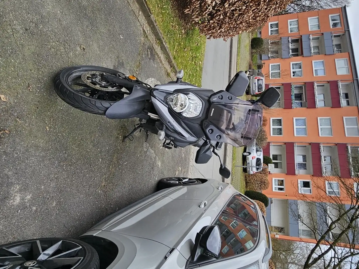 Suzuki V-Strom 650 Negru - 1