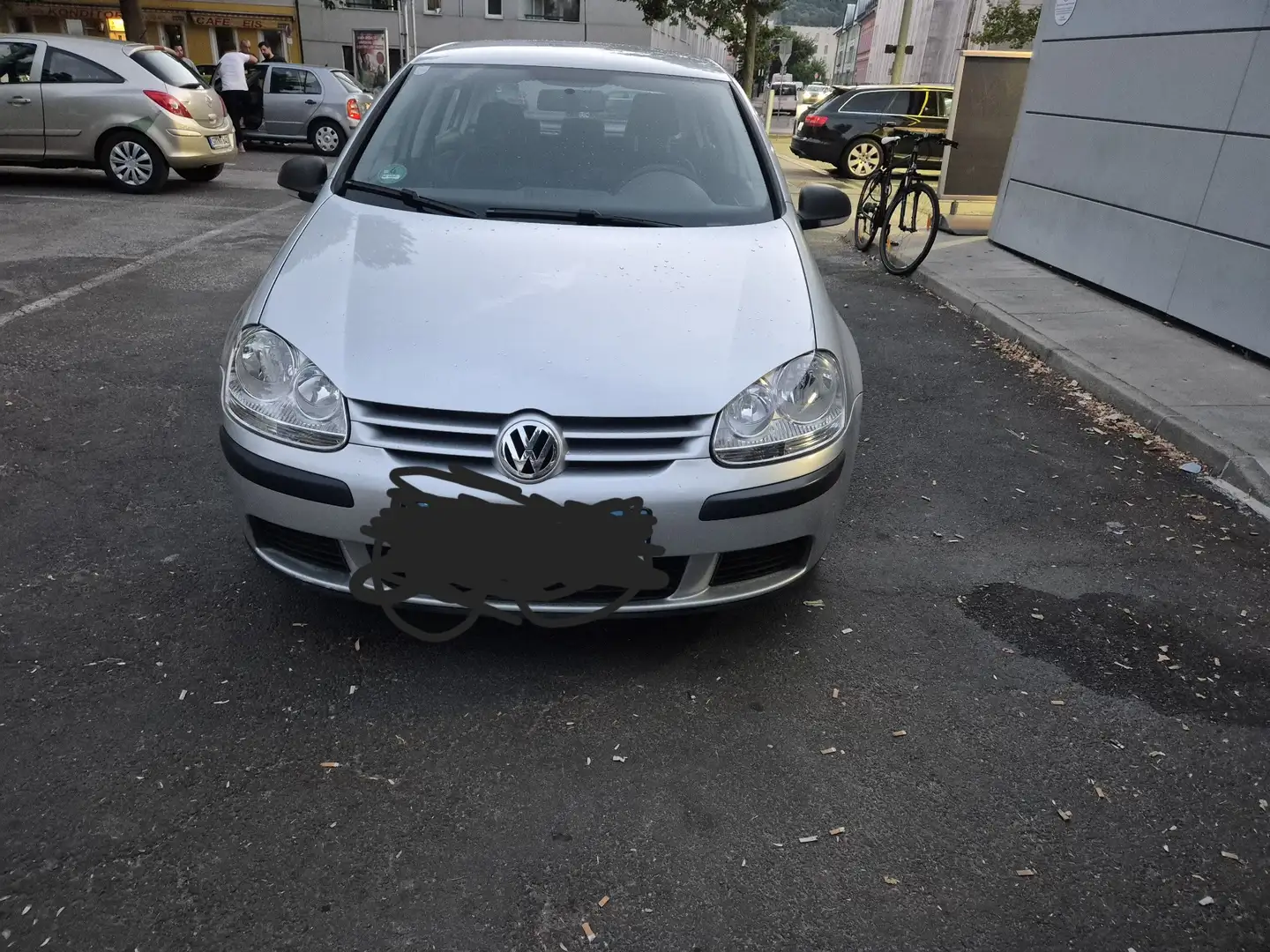 Volkswagen Golf Trendline 1,9 TDI 4MOTION - 2