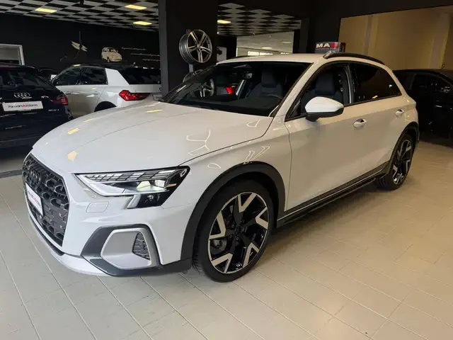 Audi A3 view 3