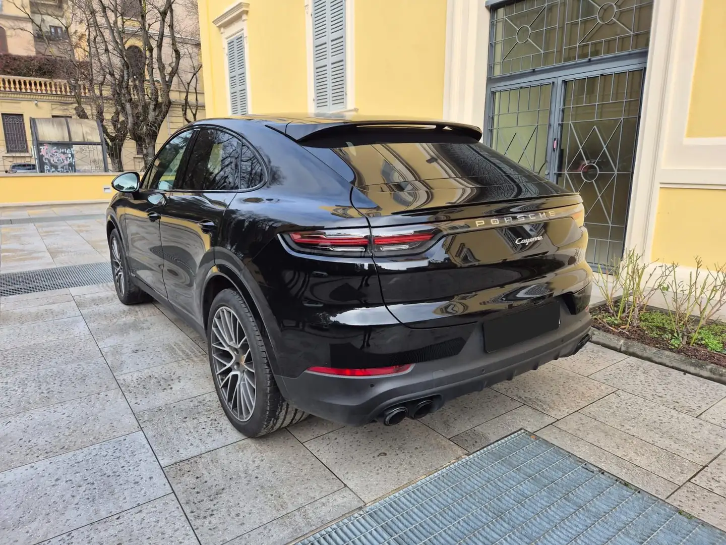 Porsche Cayenne Cayenne Coupe 2019 Coupe 3.0 Tiptronic Panorama Nero - 2