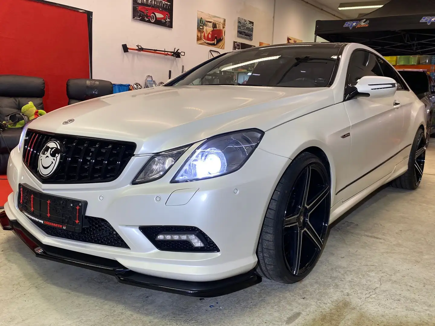 Mercedes-Benz E 500 AMG Coupe Unikat-Einzelstück-topZust-Tüv neu Blanco - 1