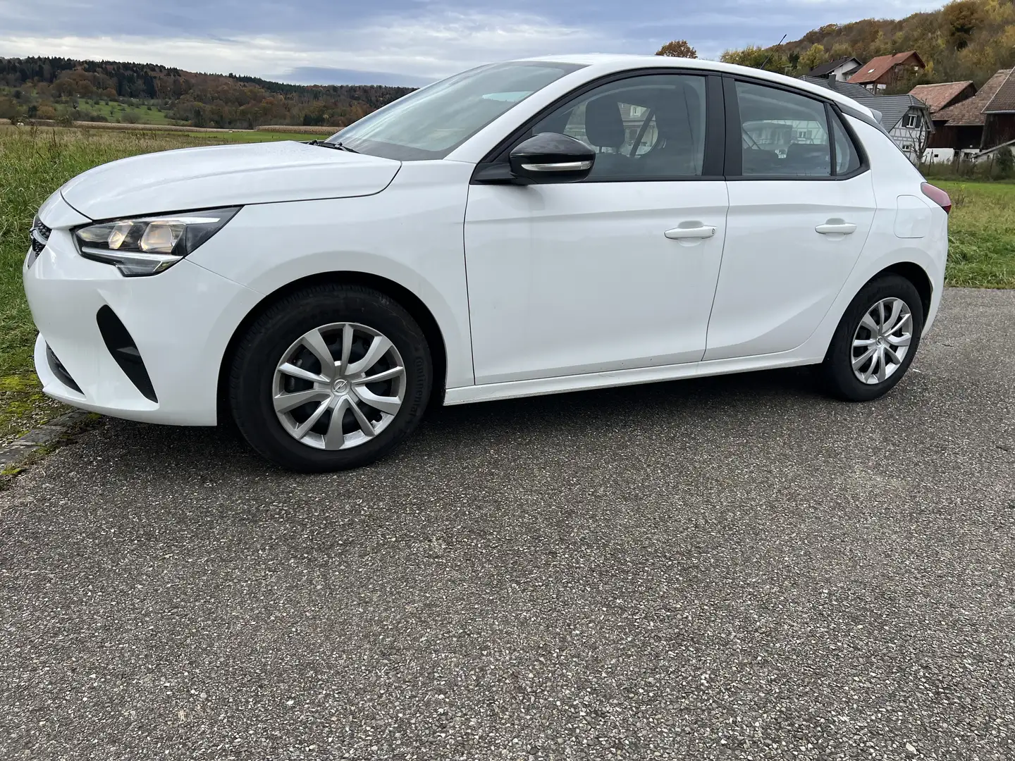 Opel Corsa 1.2 75 ch BVM5 Connect - 1