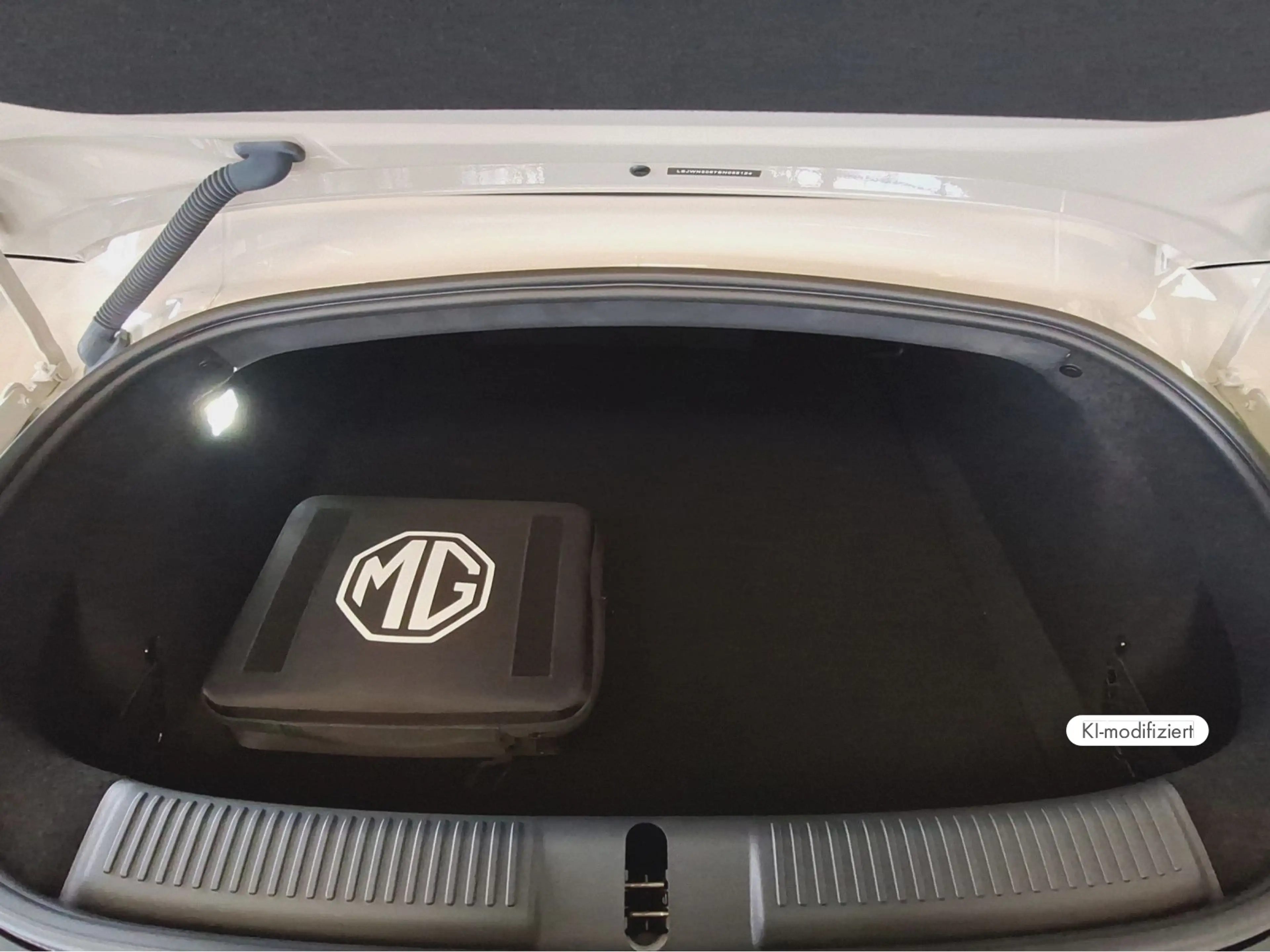 MG Cyberster XPOWER 510PS — photo 15