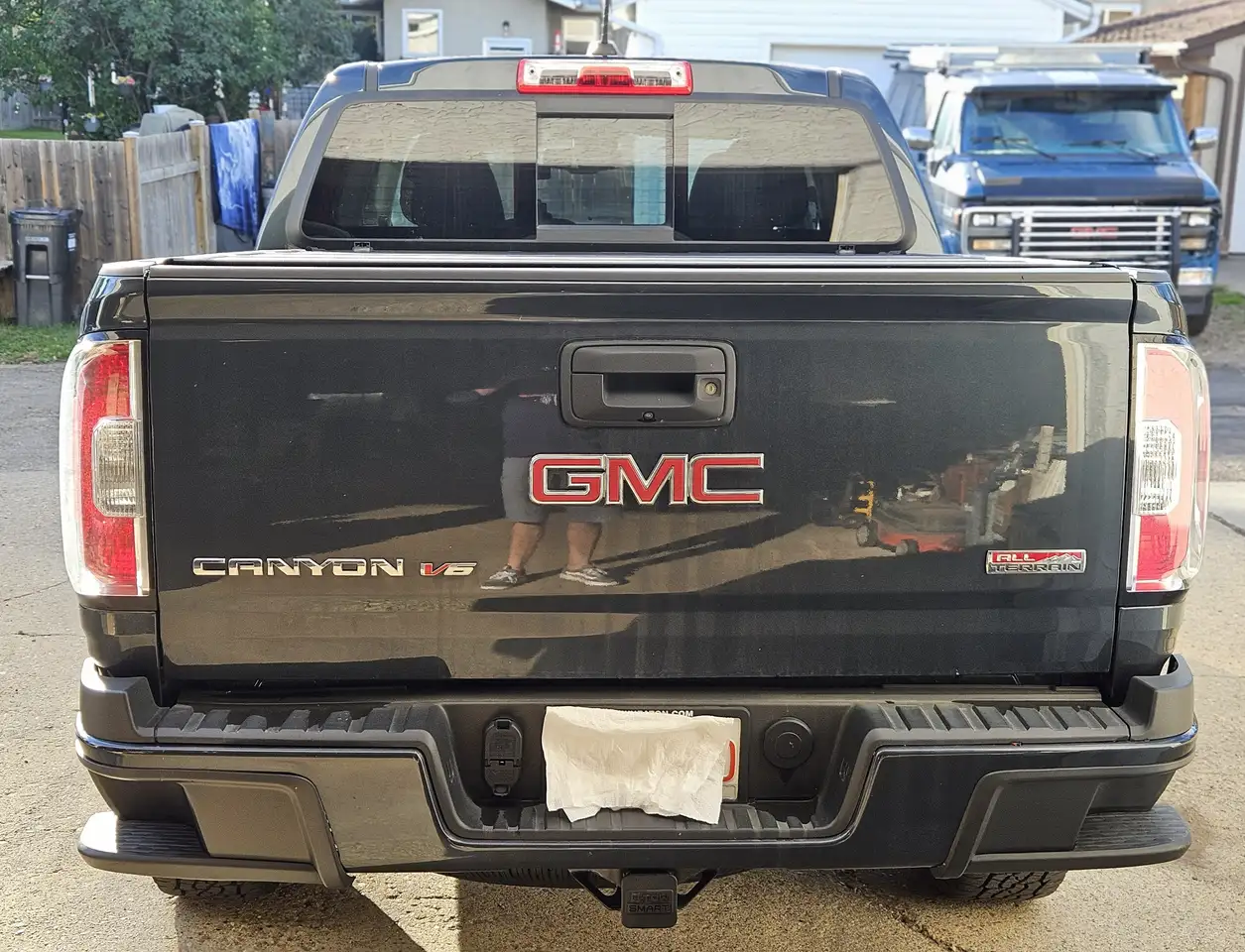 GMC Canyon снимка GMC Canyon