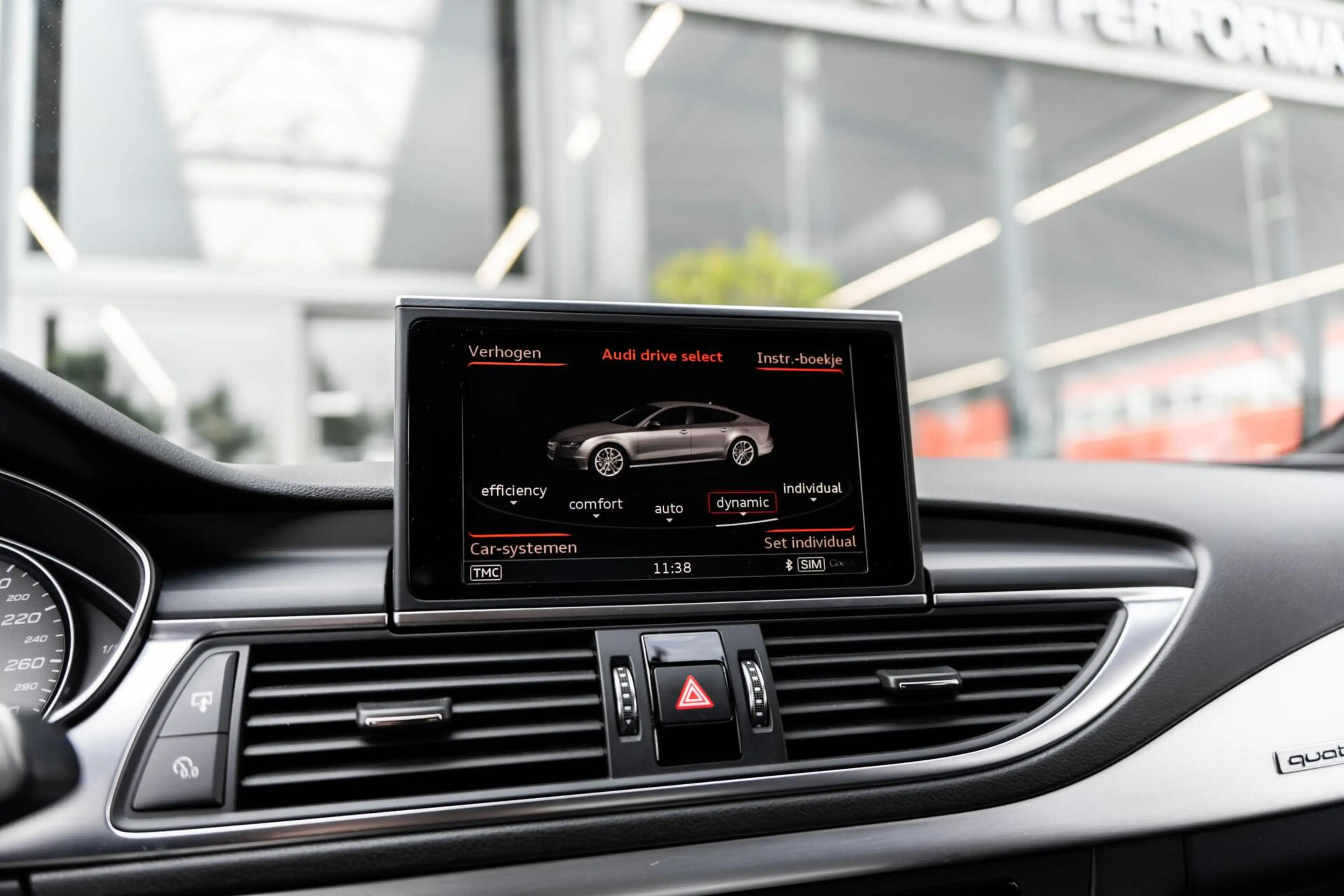 Audi S7 4.0 TFSI S7 quattro Pro Line Plus — photo 46