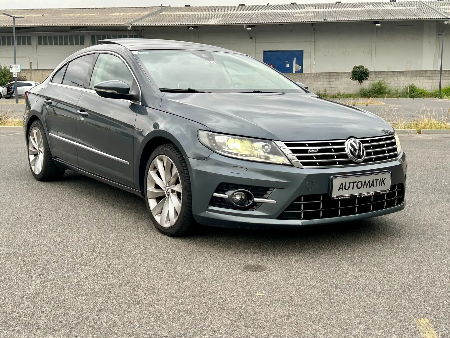 Volkswagen Passat CC Passat CC 2,0 TDI DPF DSG*R-LINE* Grau - 1