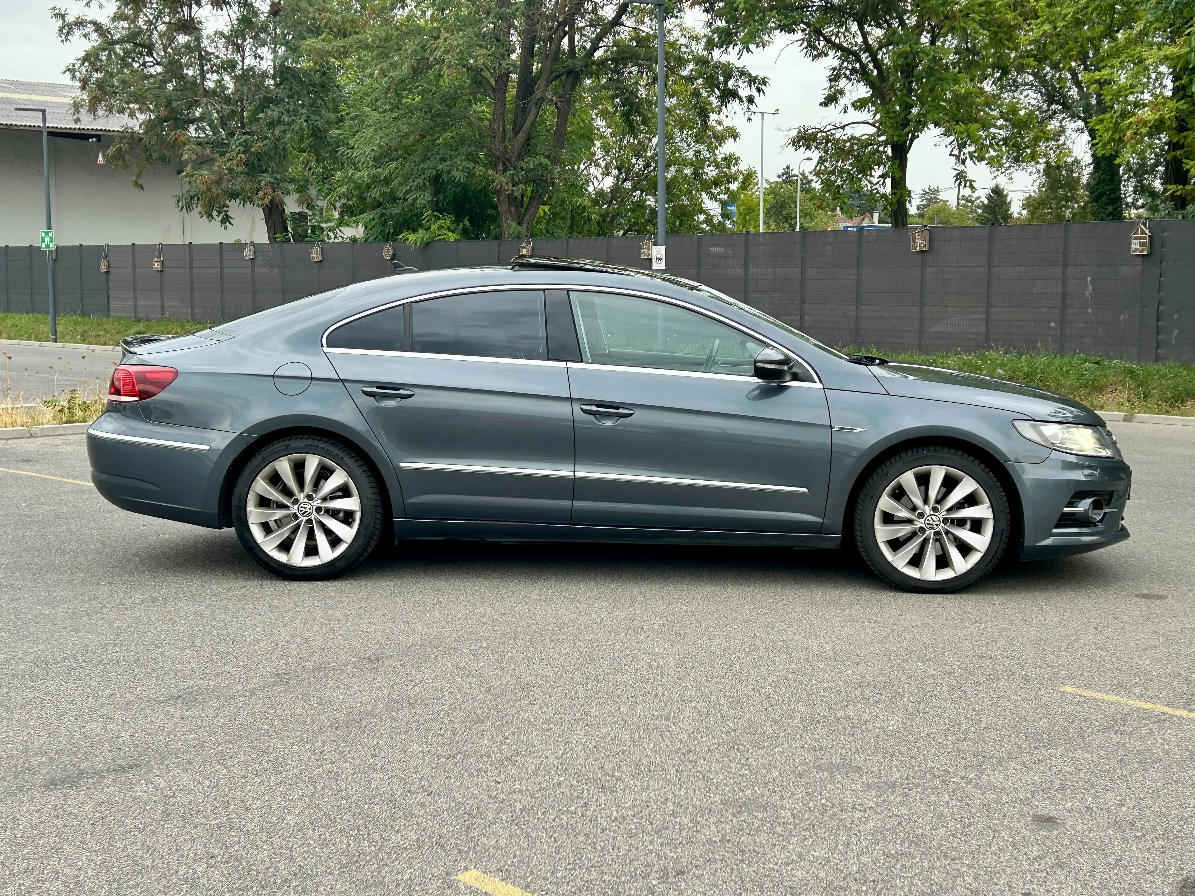 Volkswagen Passat CC Passat CC 2,0 TDI DPF DSG*R-LINE* — photo 3