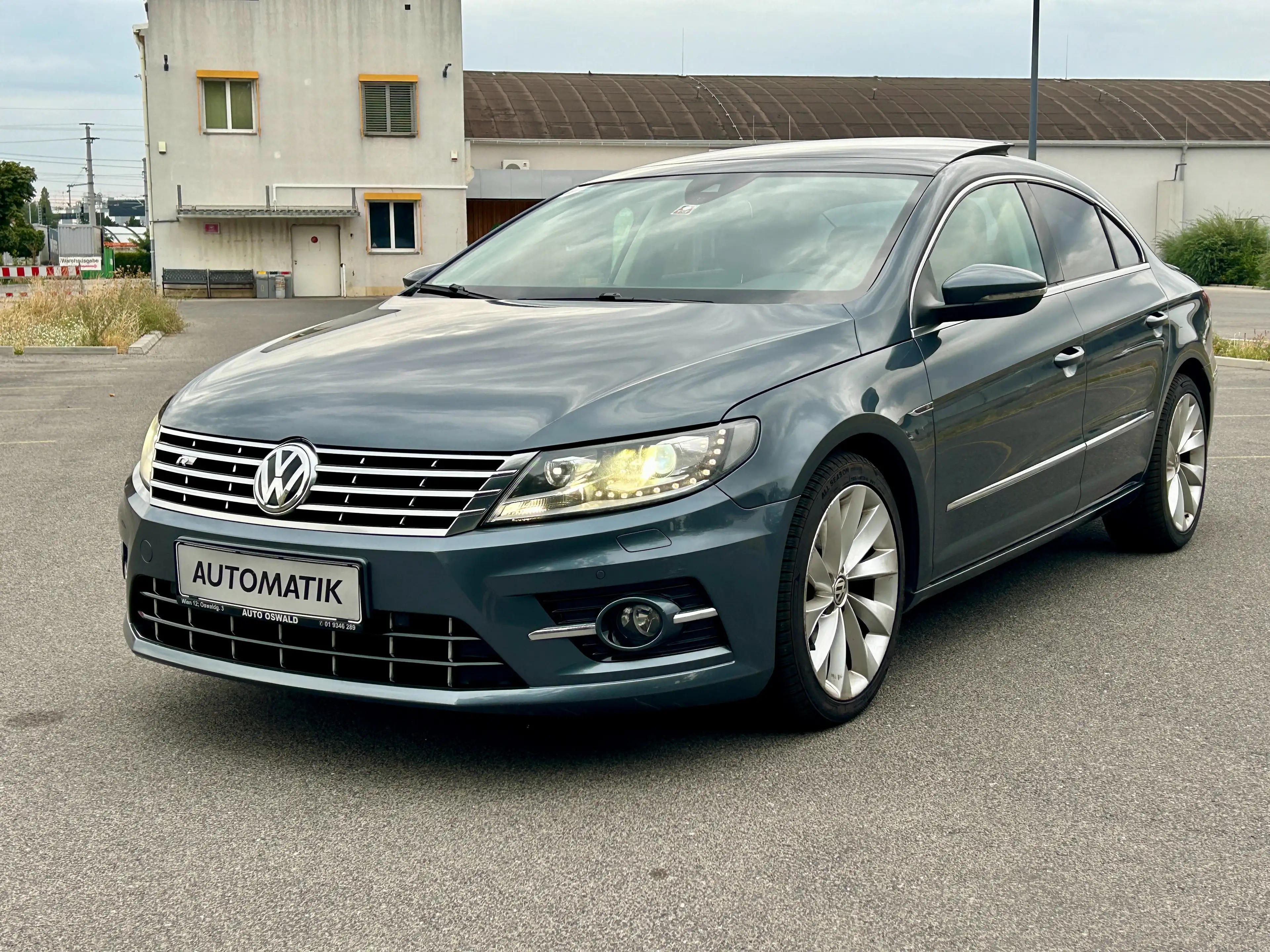 Volkswagen Passat CC Passat CC 2,0 TDI DPF DSG*R-LINE* — photo 9