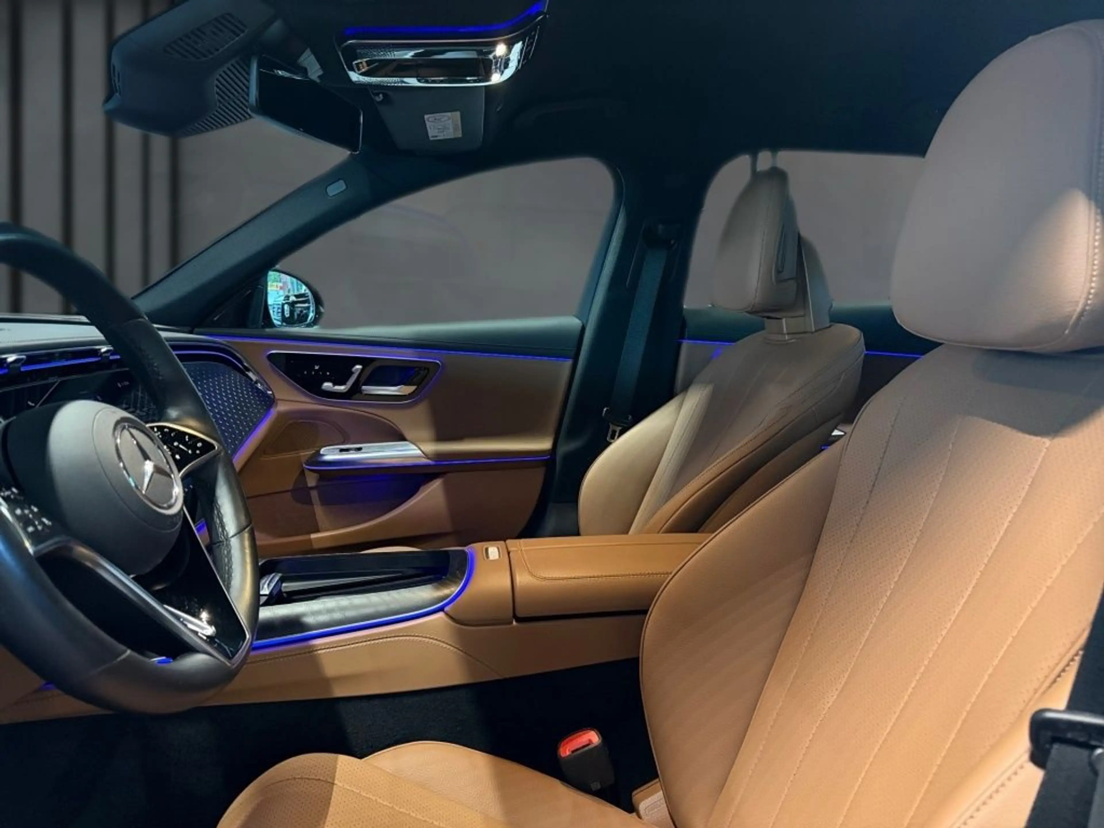 Mercedes-Benz E 220 d 4M T All-Terrain Standheizung -Distronic — photo 6
