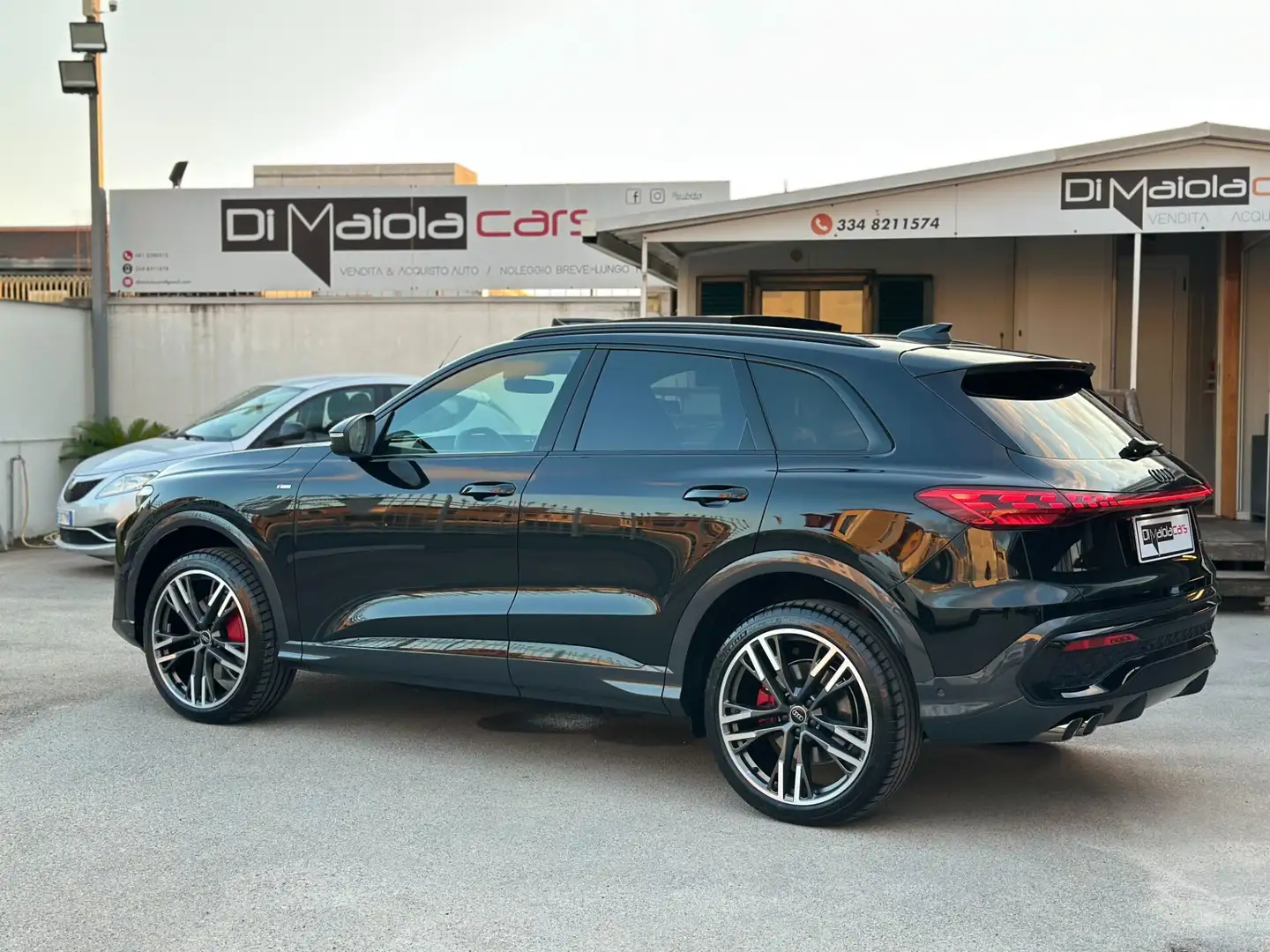 Audi Q5 40 TDI 204 CV quattro S tronic S line Nero - 2