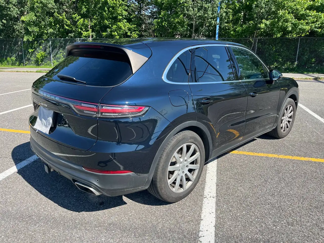 Porsche Cayenne снимка Porsche Cayenne