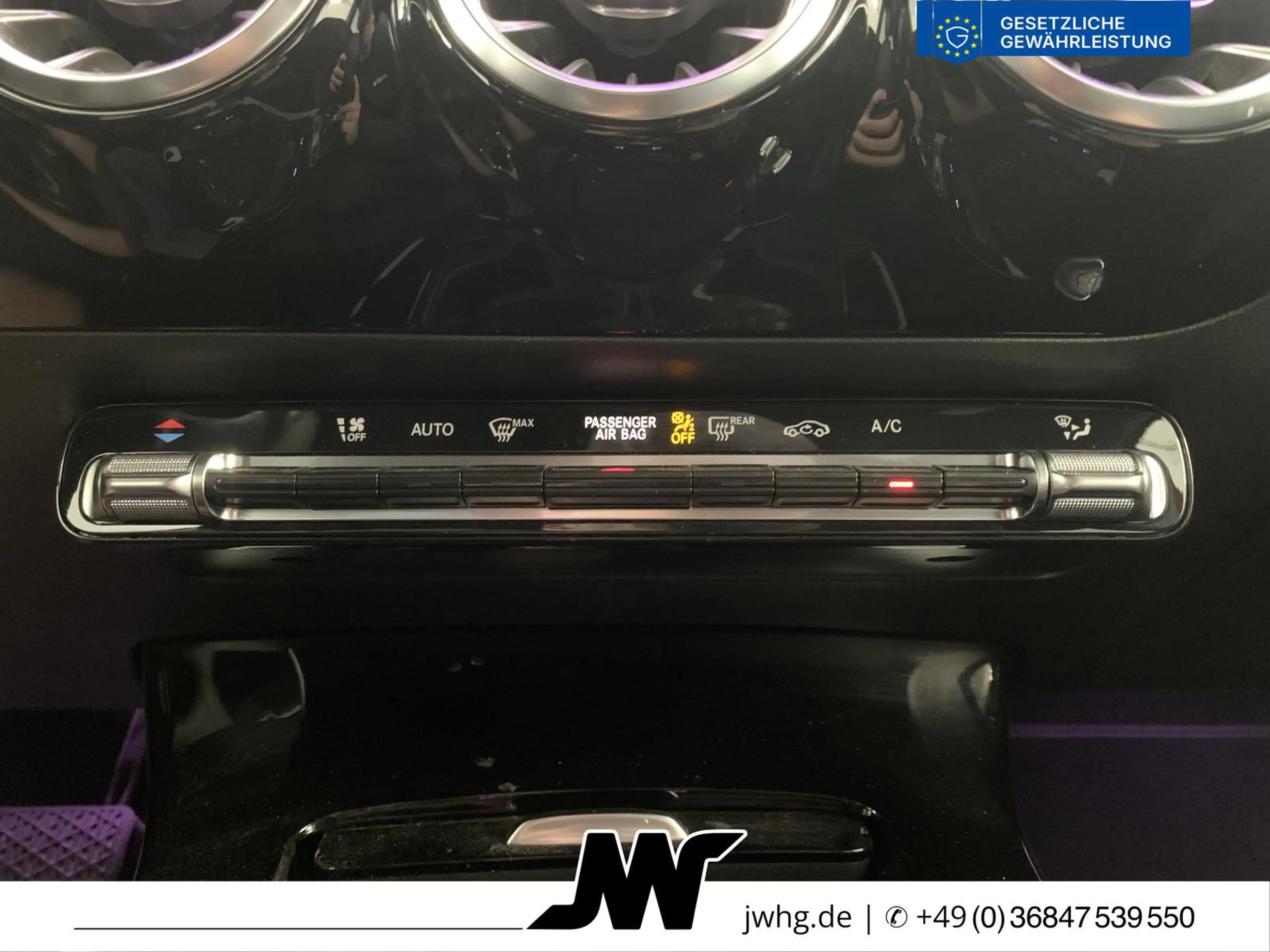 Mercedes-Benz A 200 facelift Progressive LED Widescreen Kamera — photo 14
