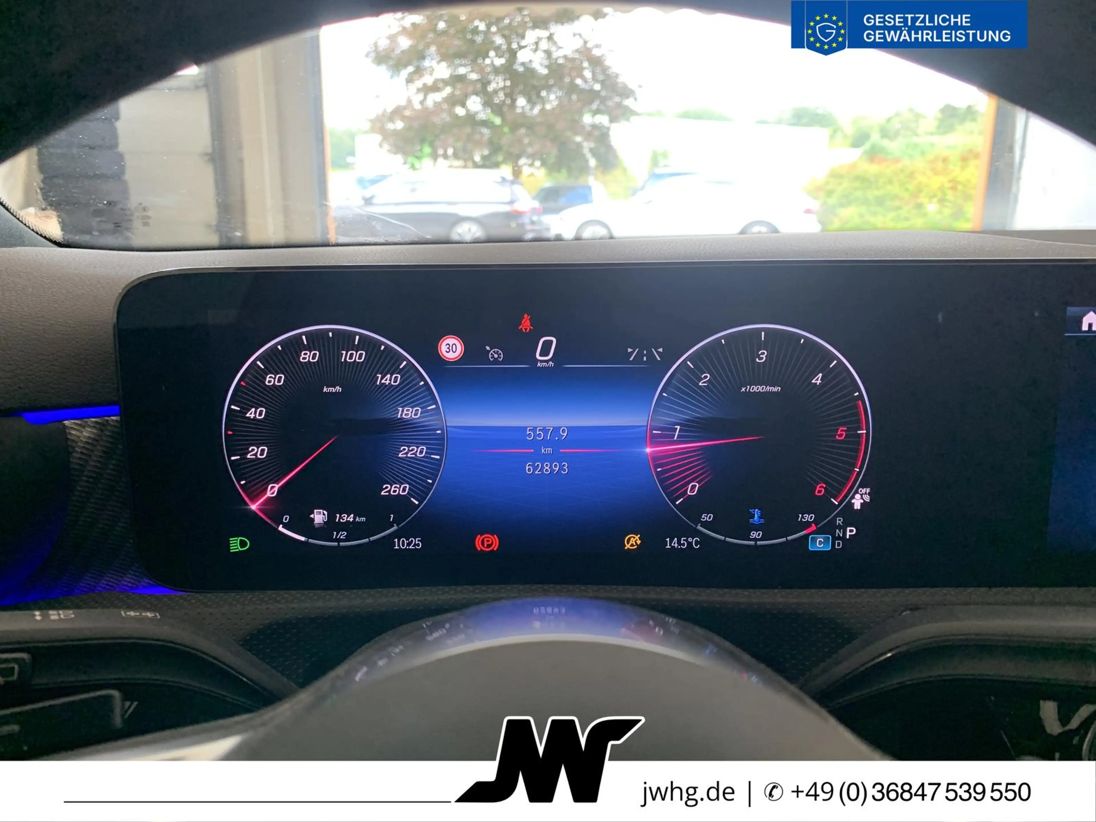 Mercedes-Benz A 200 facelift Progressive LED Widescreen Kamera — photo 9