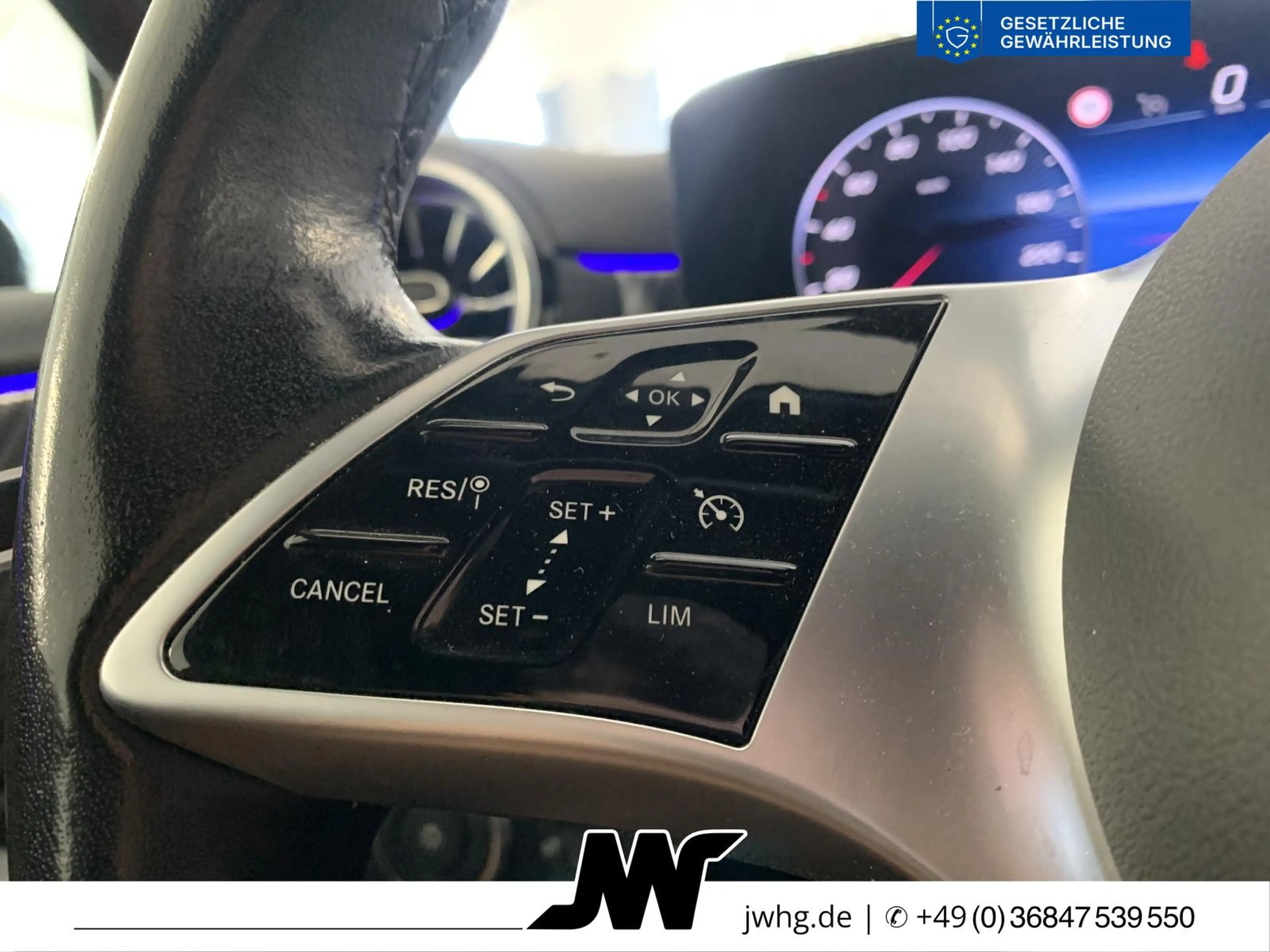 Mercedes-Benz A 200 facelift Progressive LED Widescreen Kamera — photo 8