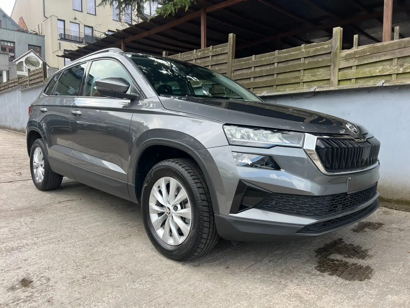 Skoda Karoq 1.5 TSI 150cv Ambition DSG 7vit Automatique - 1
