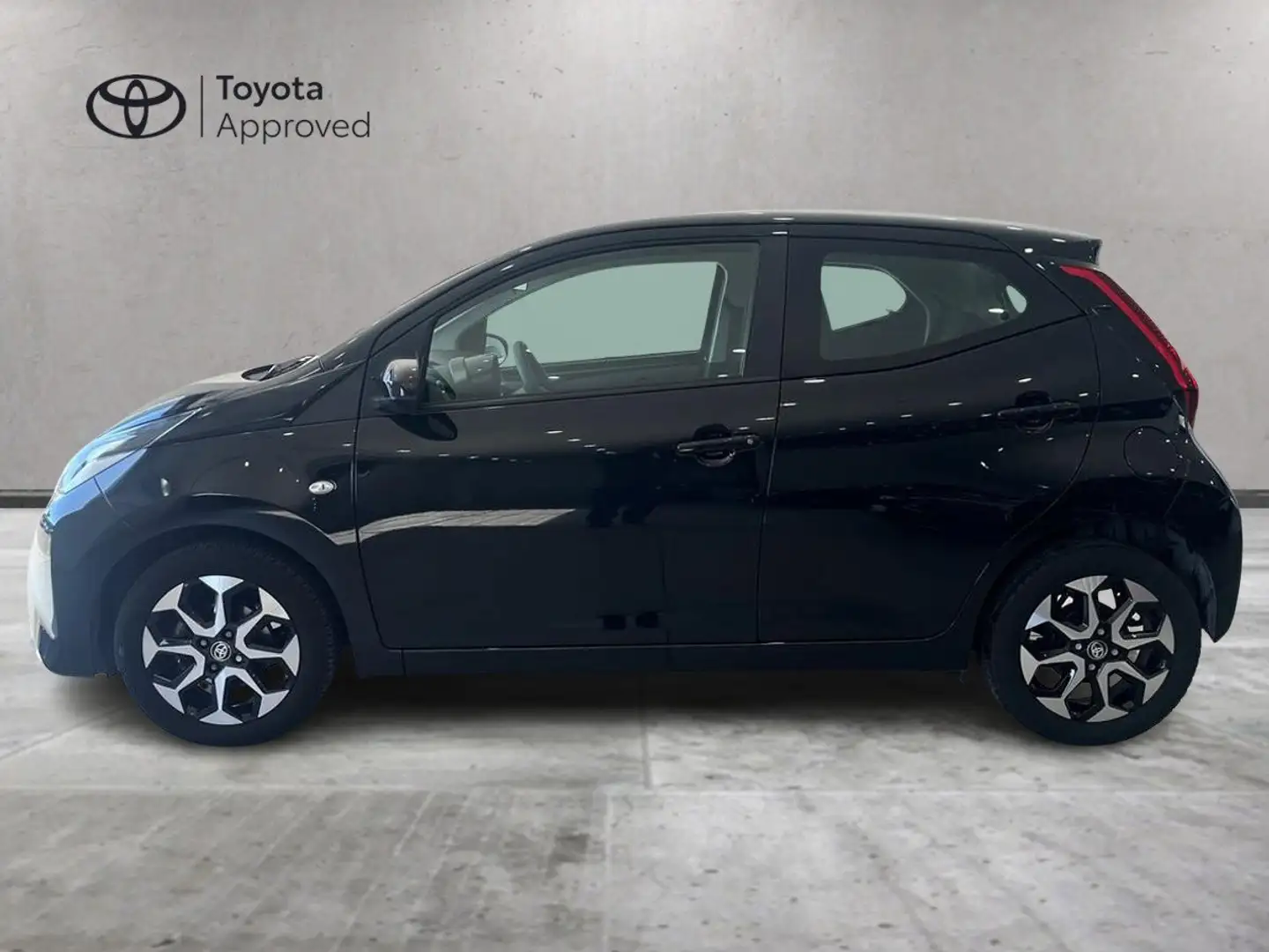 Toyota Aygo Aygo 5p 1.0 x-play m-mt 72cv Negru - 2
