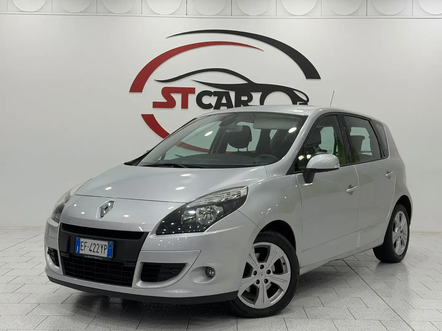 Renault Scenic X-Mod 1.5 dci Luxe 110cv Argento - 1