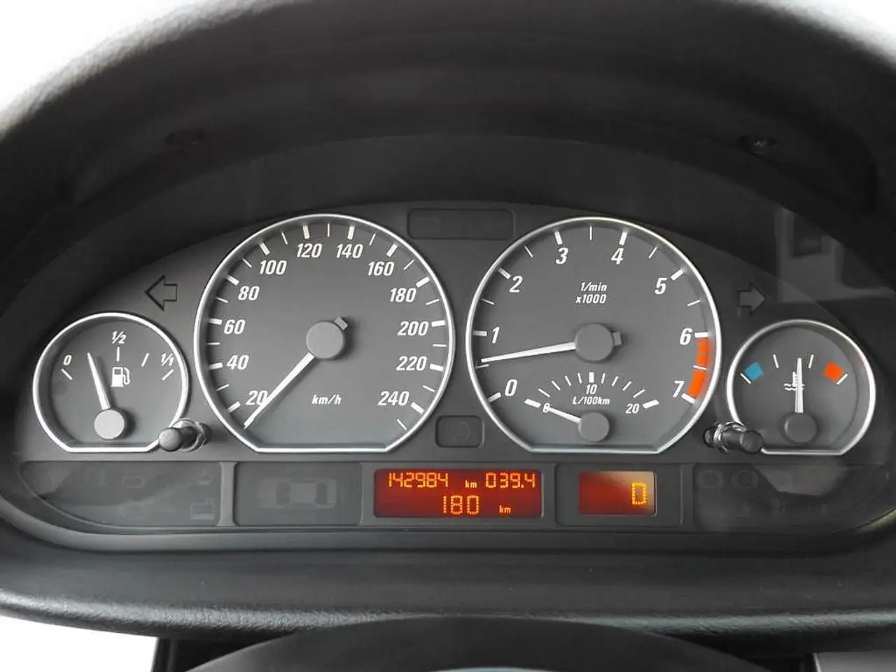BMW 330 ci Cabriolet Automat E46M54 M-Paket Leder NaviX..., foto 9