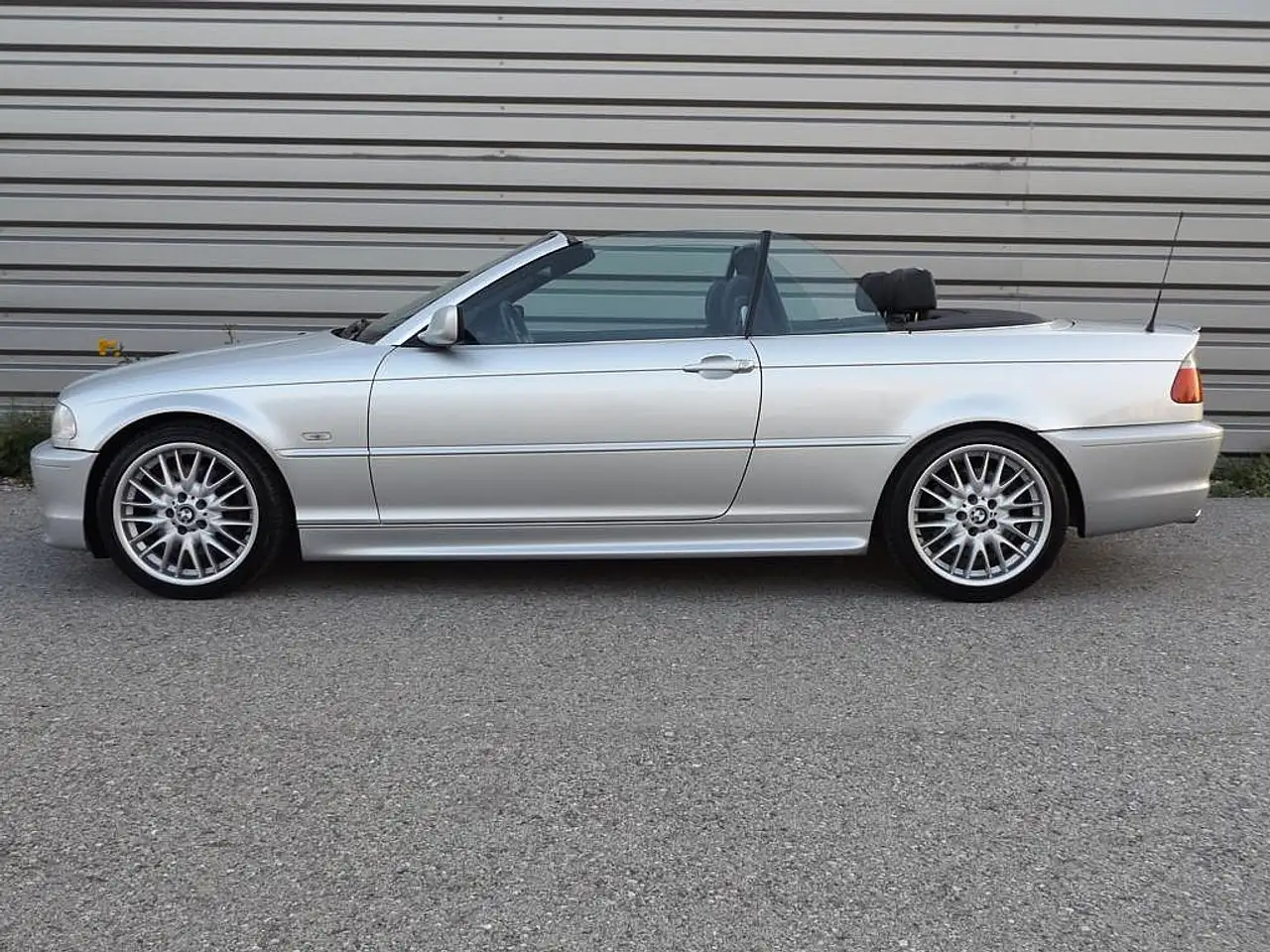 BMW 330 ci Cabriolet Automat E46M54 M-Paket Leder NaviX..., foto 2