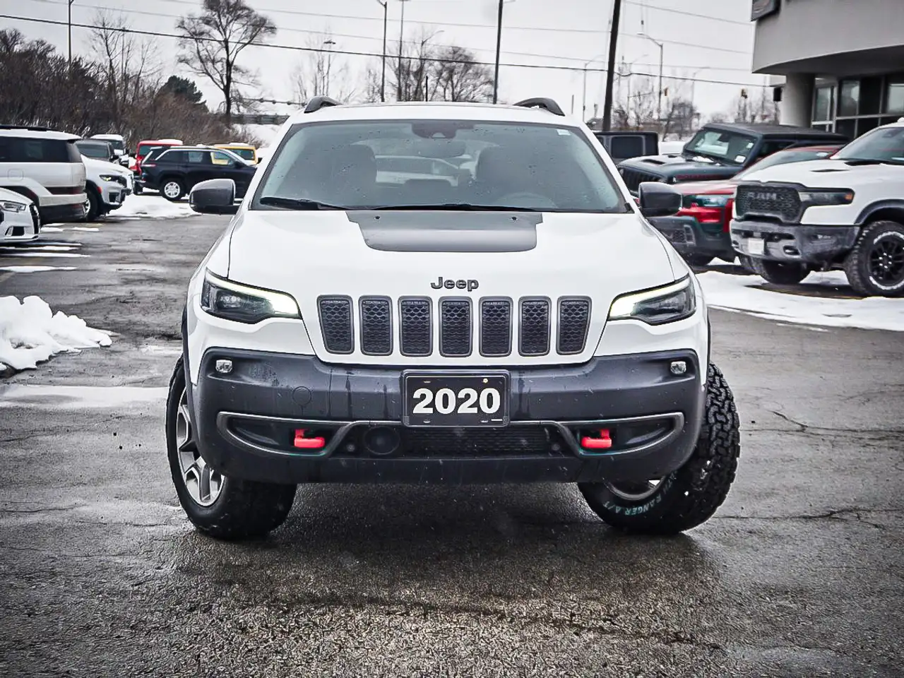 Jeep Cherokee снимка Jeep Cherokee