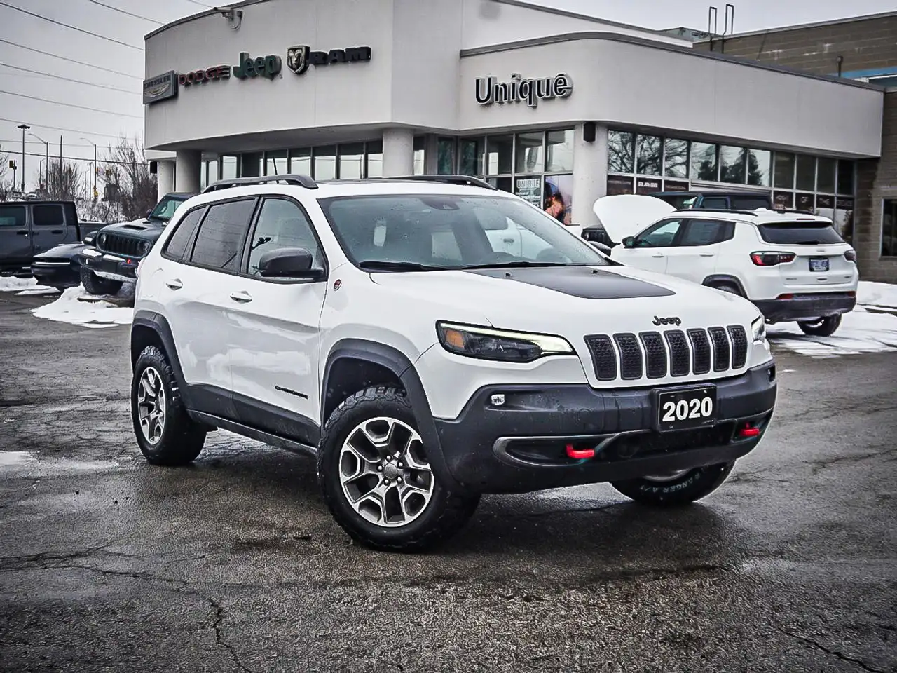 Jeep Cherokee снимка Jeep Cherokee