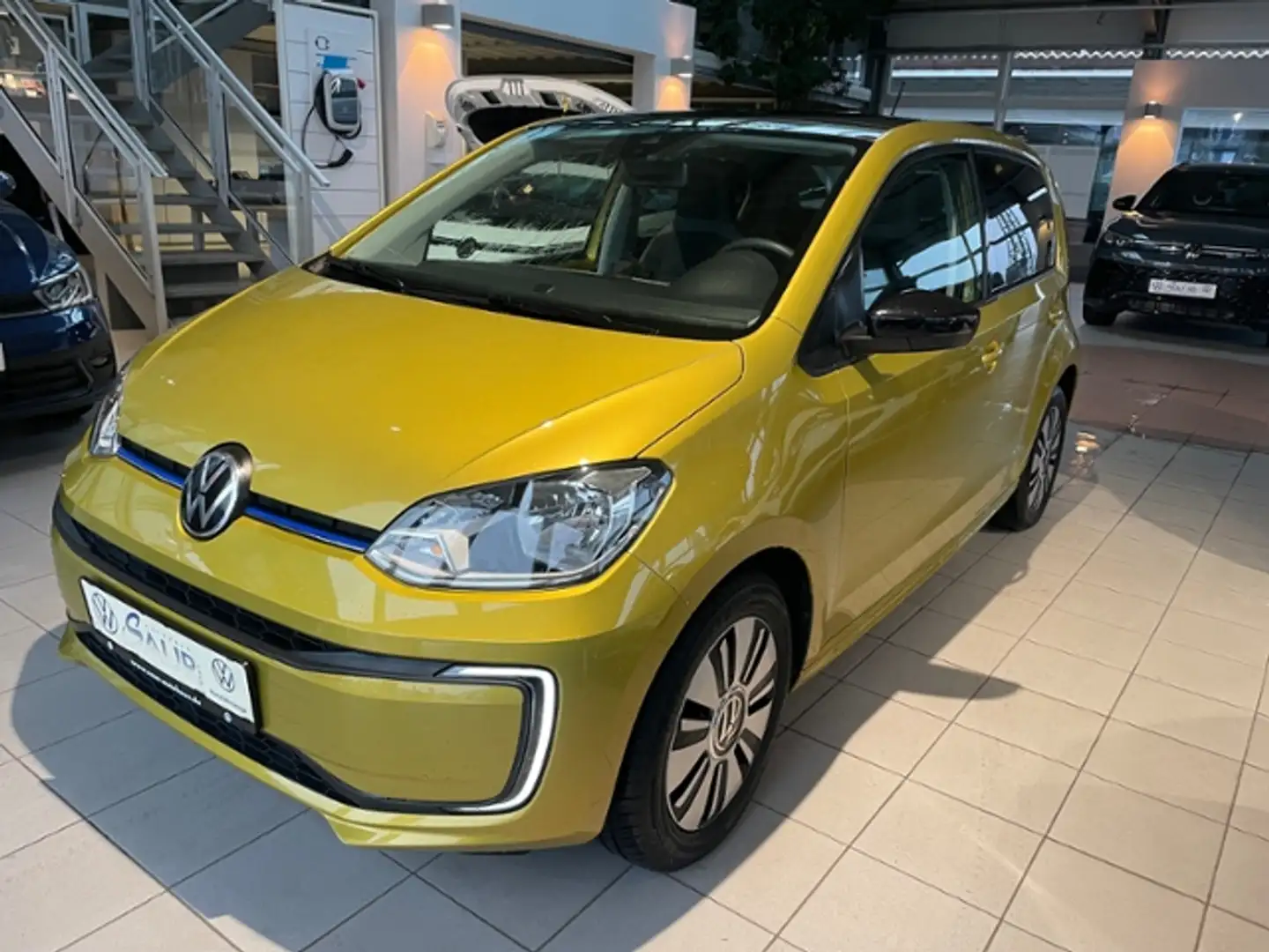 Volkswagen up! e-up! Style*CCS*el. FH*Climatronic*ZV*DAB+ ALU Gelb - 2