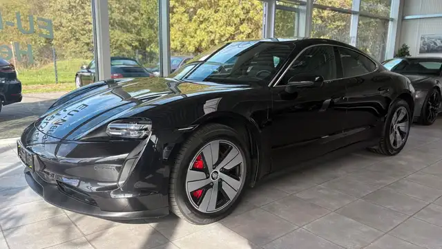 Porsche Taycan view 5