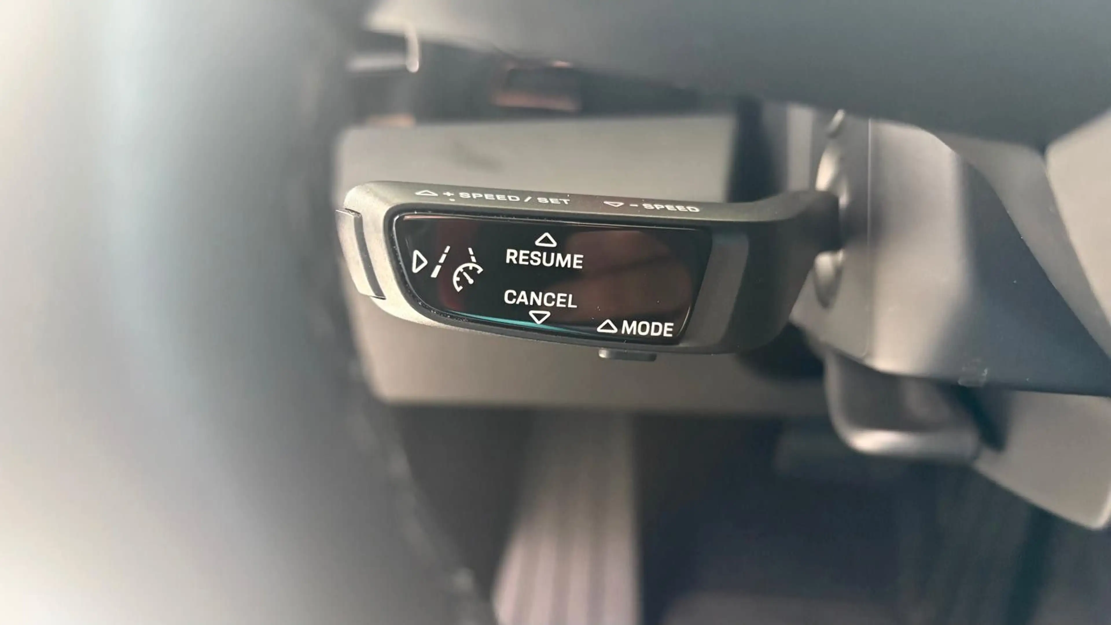 Porsche Taycan 4 S — photo 15