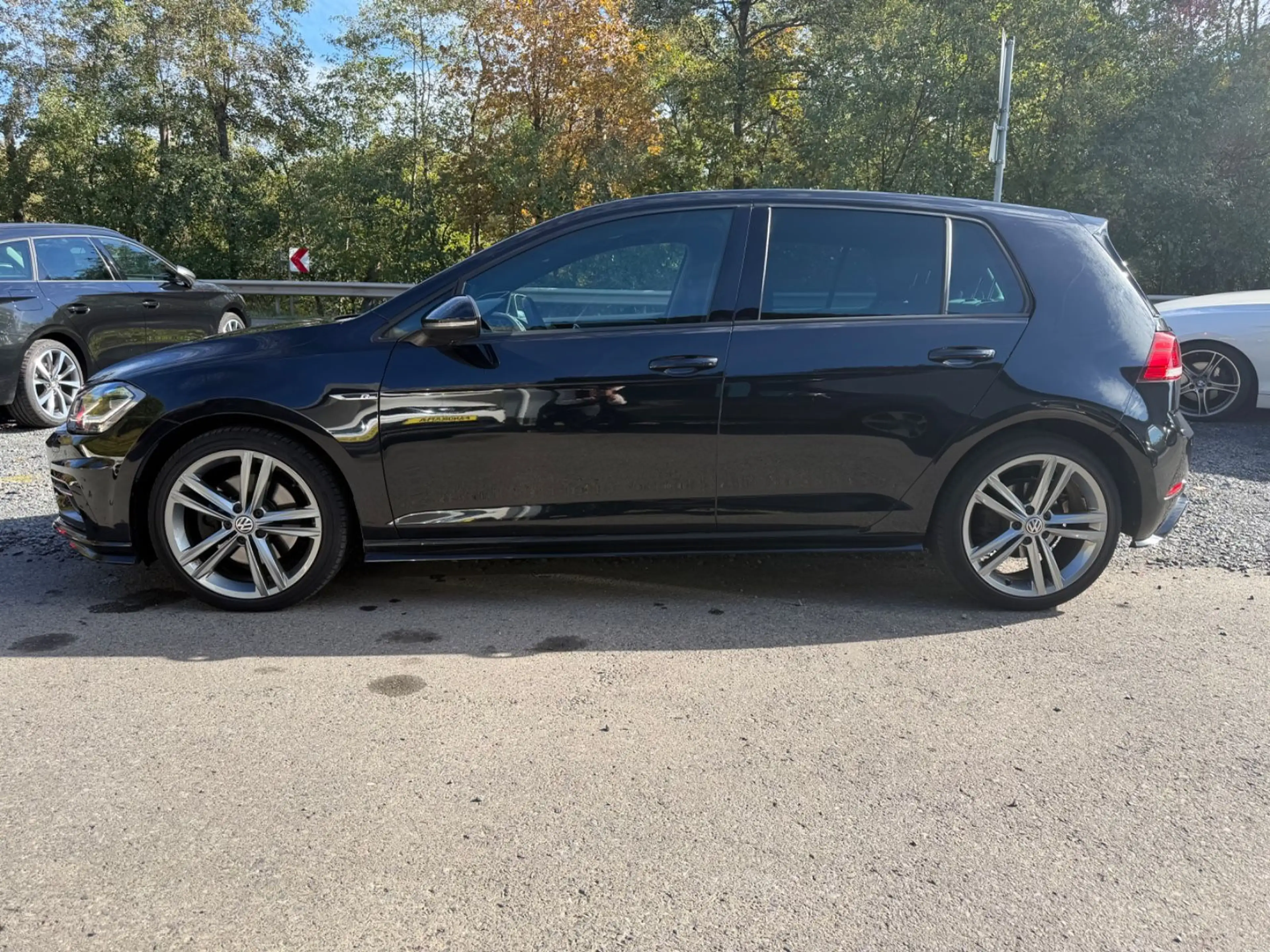 Volkswagen Golf VII Lim. Highline R-Line BMT — photo 8