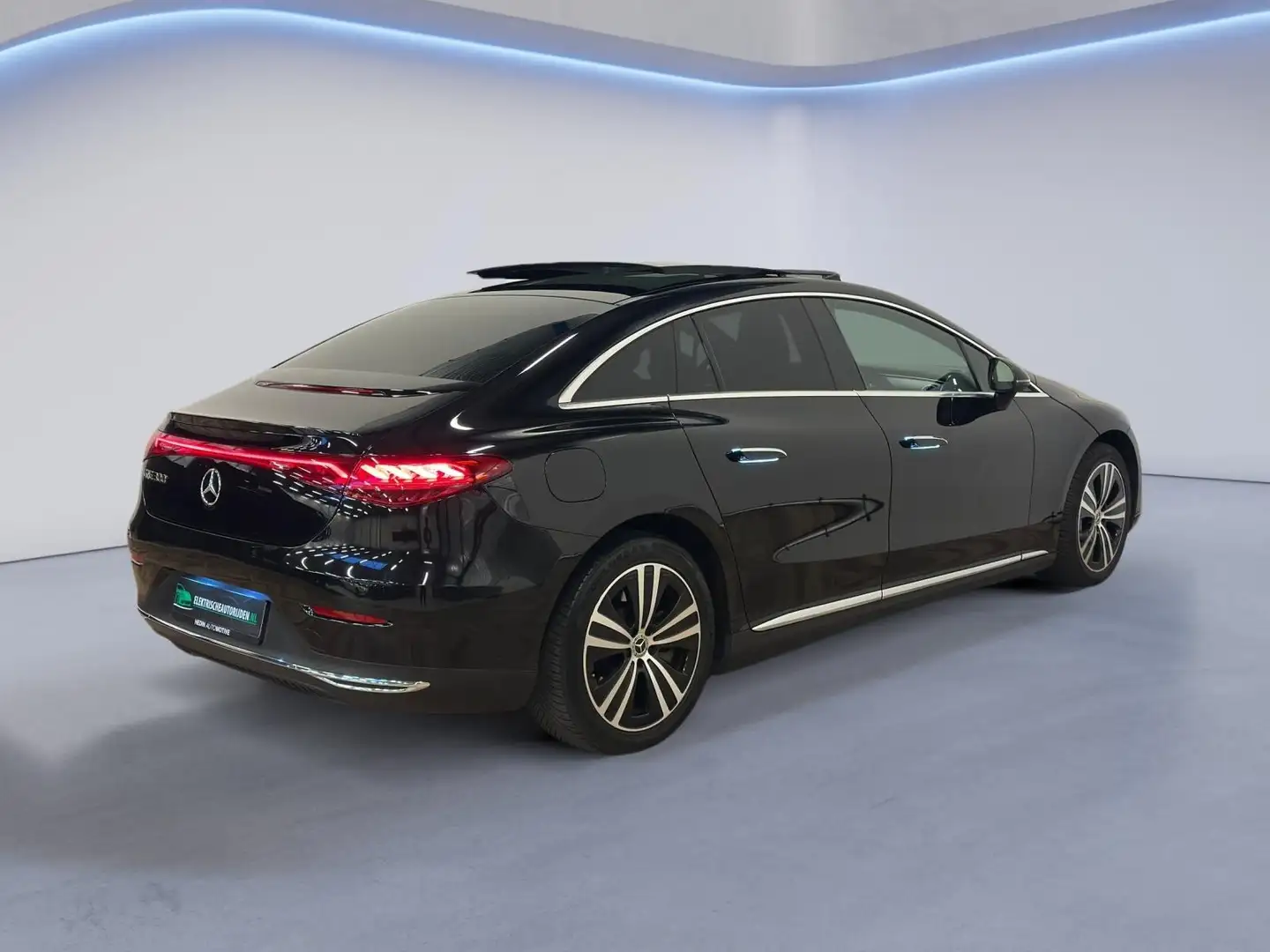 Mercedes-Benz EQE 300 Business Edition 89 kWh|INCL BTW|PANO|NAP| Zwart - 2