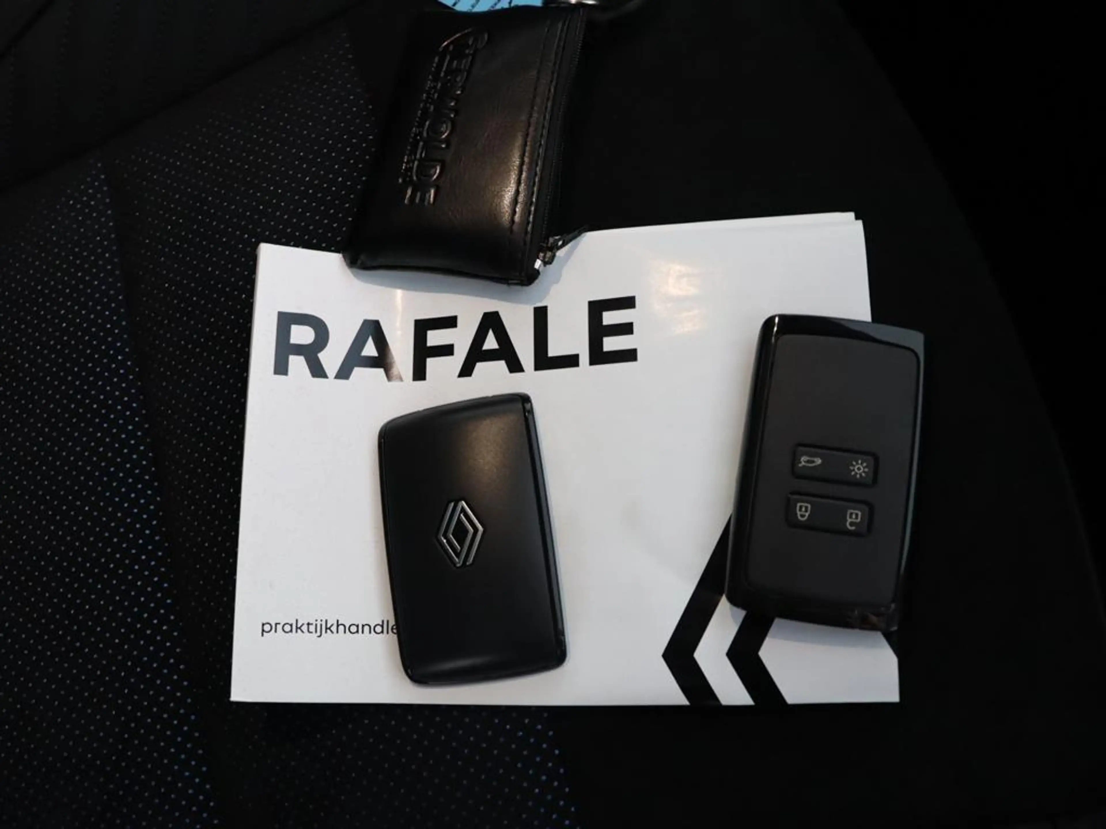 Renault Rafale 1.2 E-Tech full hybrid 200 esprit Alpine | Pack pr — photo 9