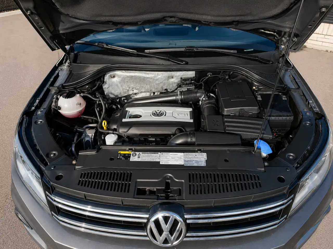 Volkswagen Tiguan снимка Volkswagen Tiguan