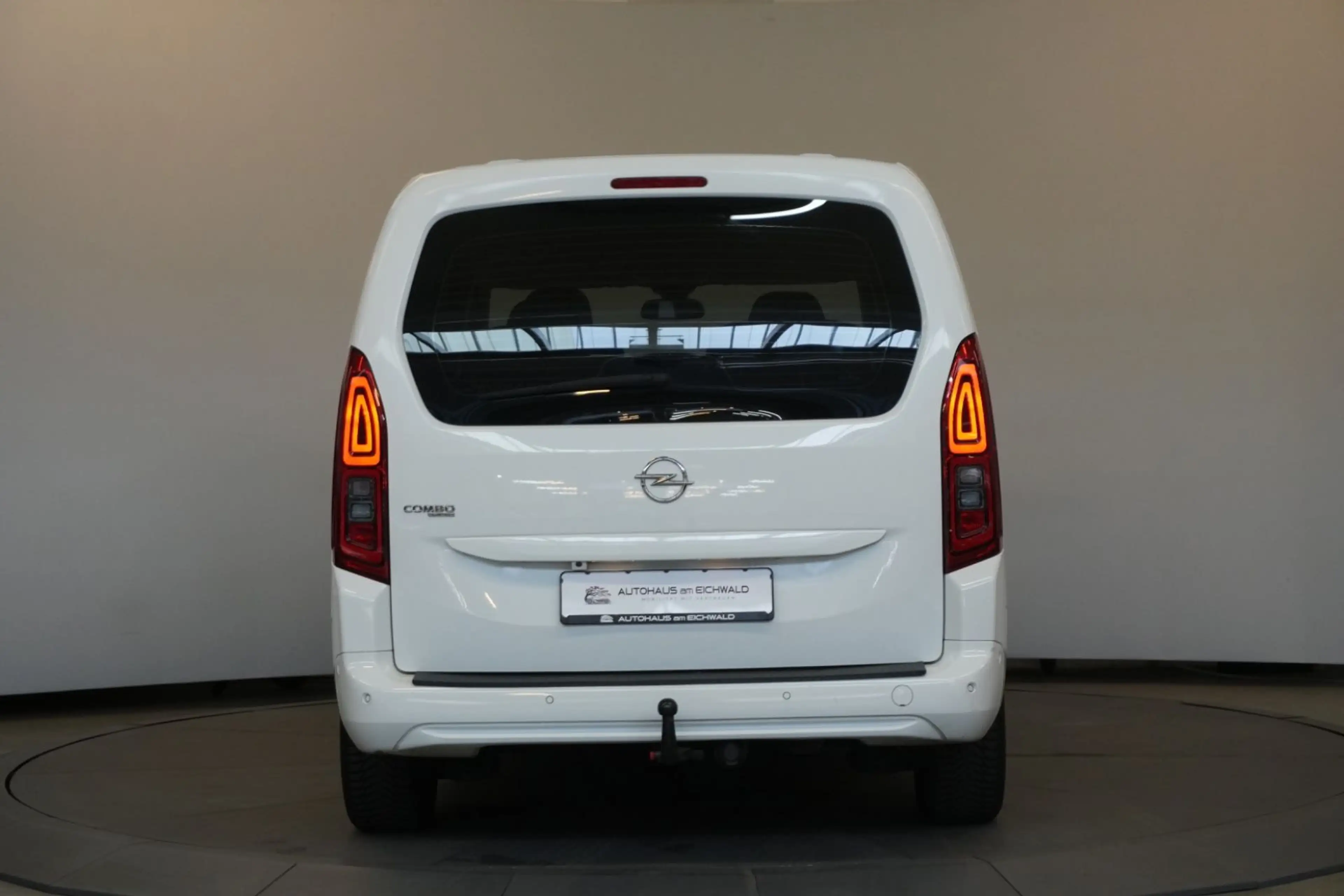 Opel Combo Life XL Edition 1.5 CDTI 7-Sitzer Auto Kam — photo 4