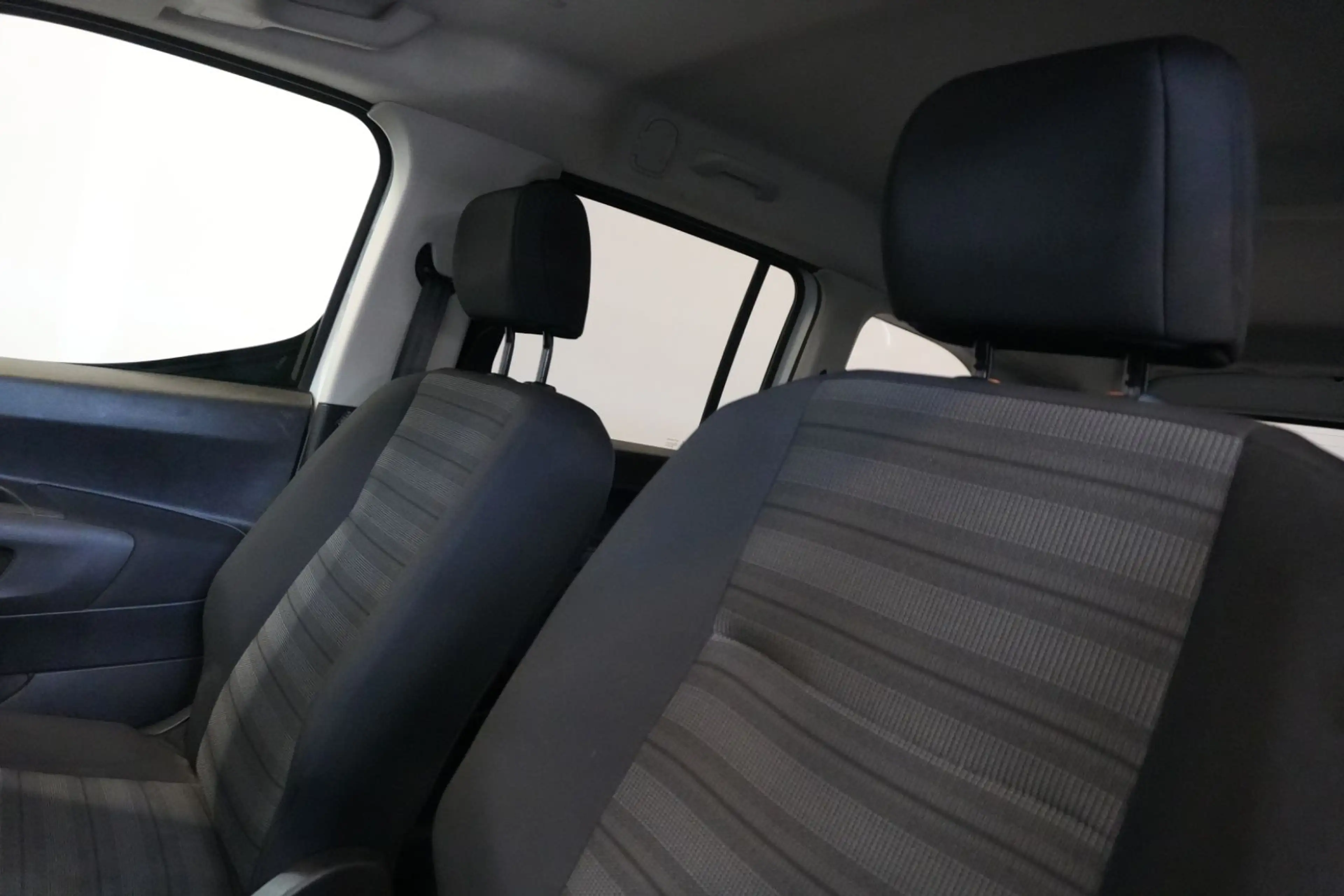 Opel Combo Life XL Edition 1.5 CDTI 7-Sitzer Auto Kam — photo 12