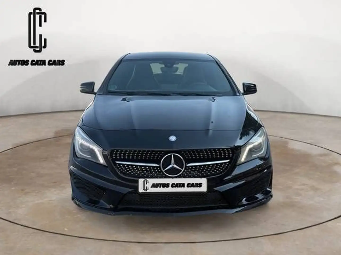Mercedes-Benz CLA 200 200d Urban Negro - 2