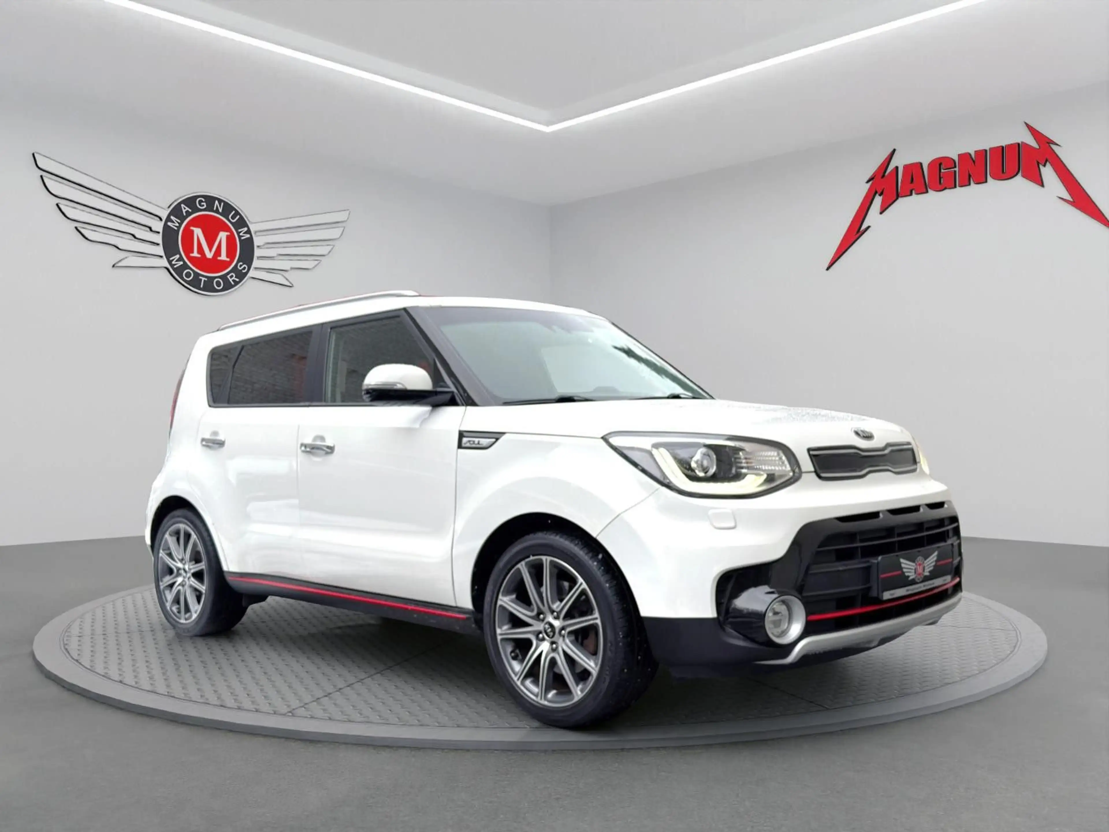 Kia Soul SOUL 1.6 TGDi TURBO *Aut.*Navi*Bi-Xenon*Temp.* — photo 3