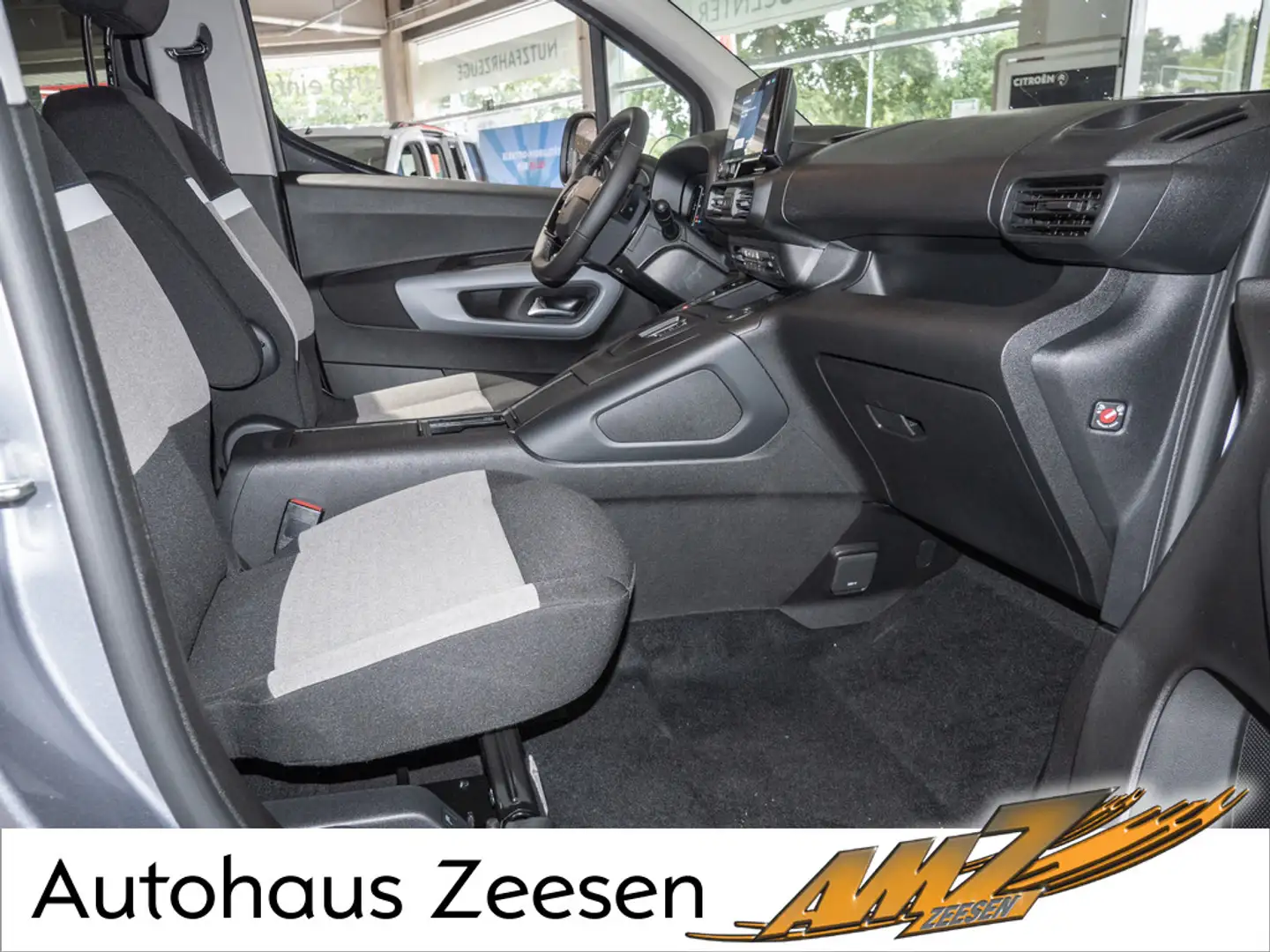 Citroen Berlingo XL BlueHDi 130 Max NAVI PDC 7-SITZER Gris - 2