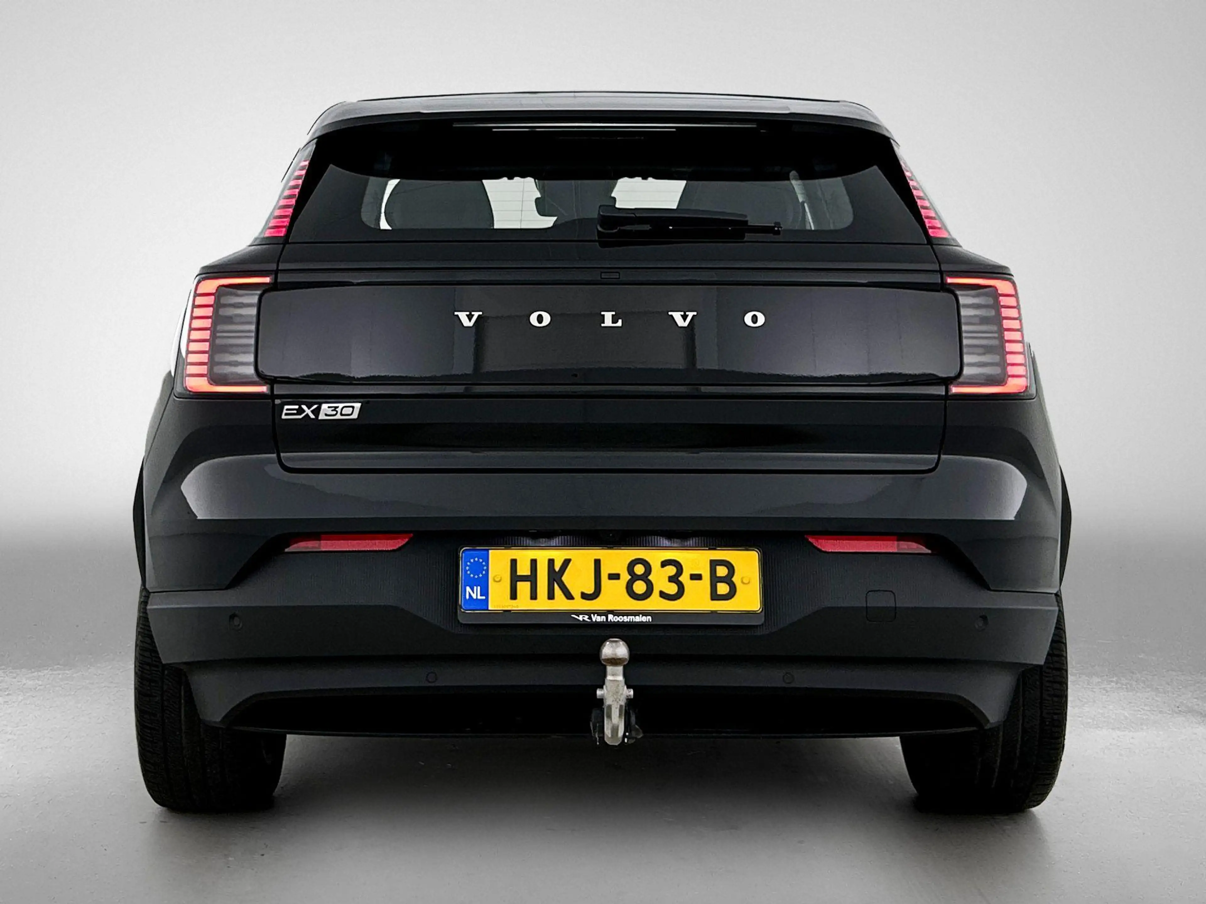 Volvo EX30 Single Motor Extended Range Plus 69 kWh | Trekhaak — photo 3