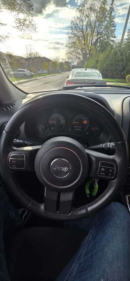 Jeep Patriot снимка Jeep Patriot