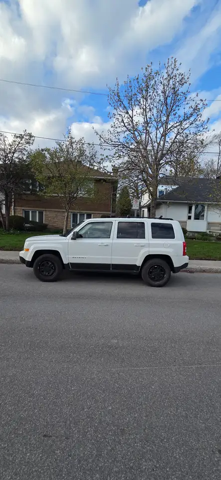 Jeep Patriot снимка Jeep Patriot
