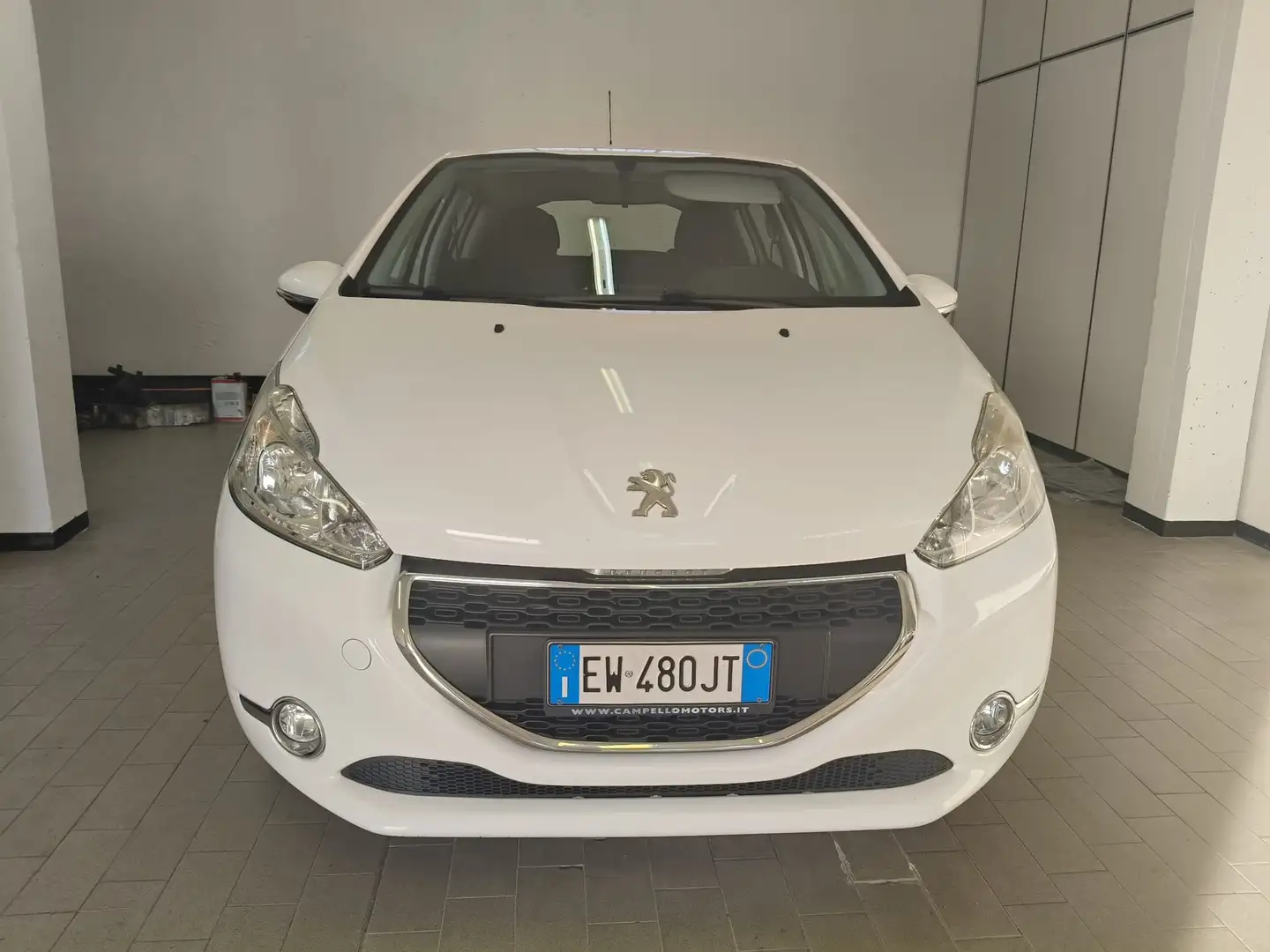 Peugeot 208 208 5p 1.6 e-hdi 8v Access s Blanc - 2