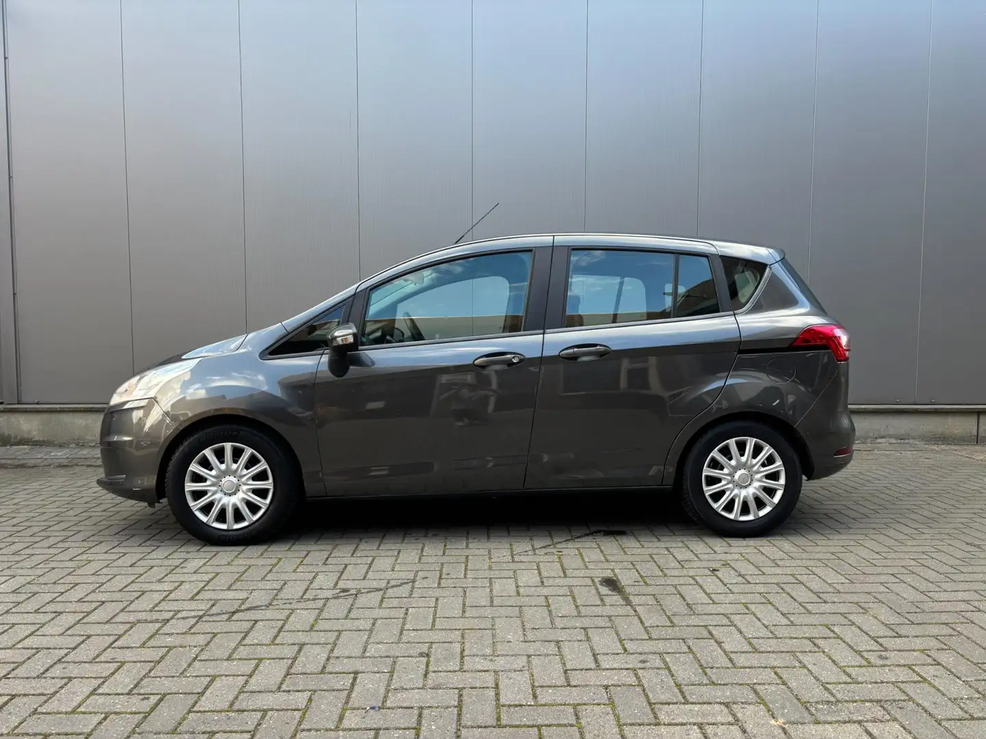 Ford B-Max 1.0 EcoBoost Style Grau - 2