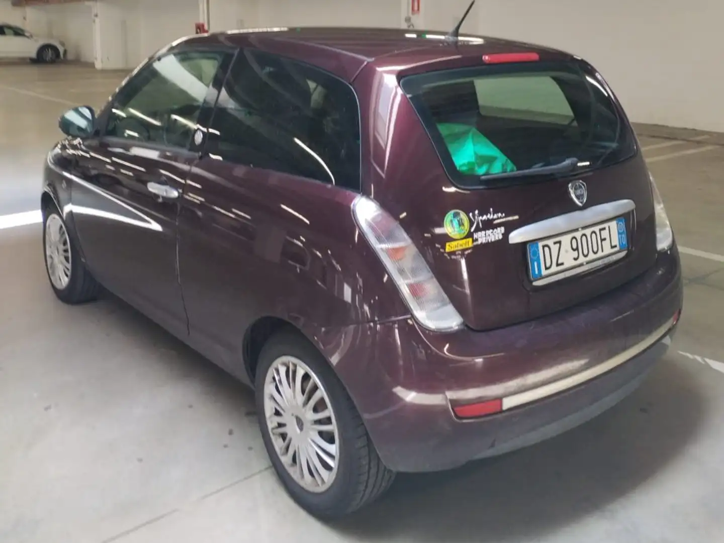 Lancia Ypsilon Ypsilon II 2007 1.4 8v Argento ecochic Gpl Violet - 2