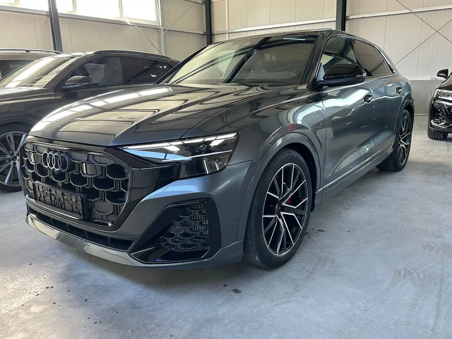 Audi SQ8 SUV 2025/Pano/360°/AHK/4-Z/Leder Gris - 1